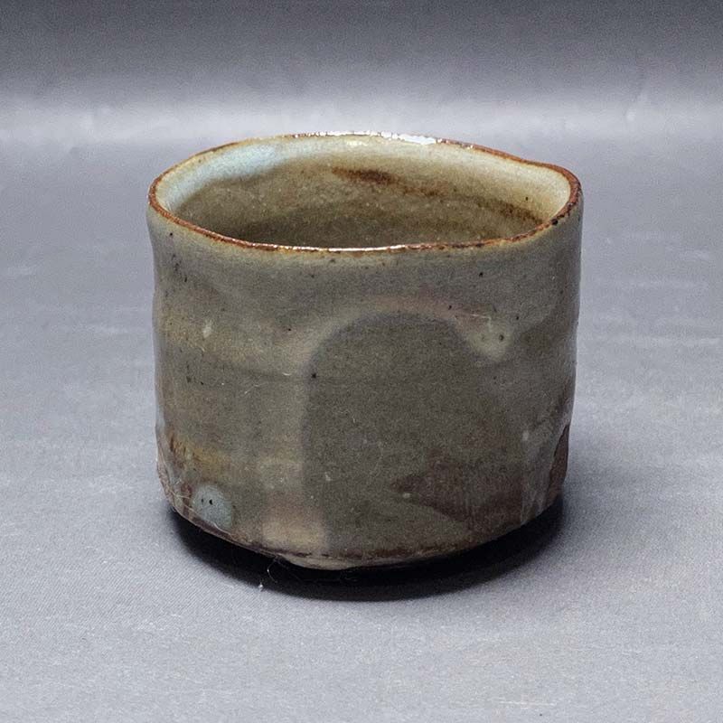 岡部嶺男美濃唐津灰釉ぐい呑み収集家依頼品 - メルカリ