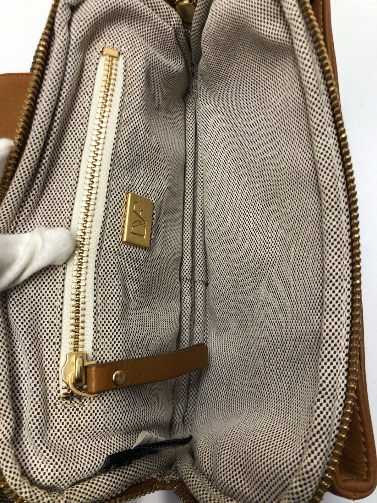 ダイアン フォン ファスティンバーグ レザー ウエストポーチ ボディ  