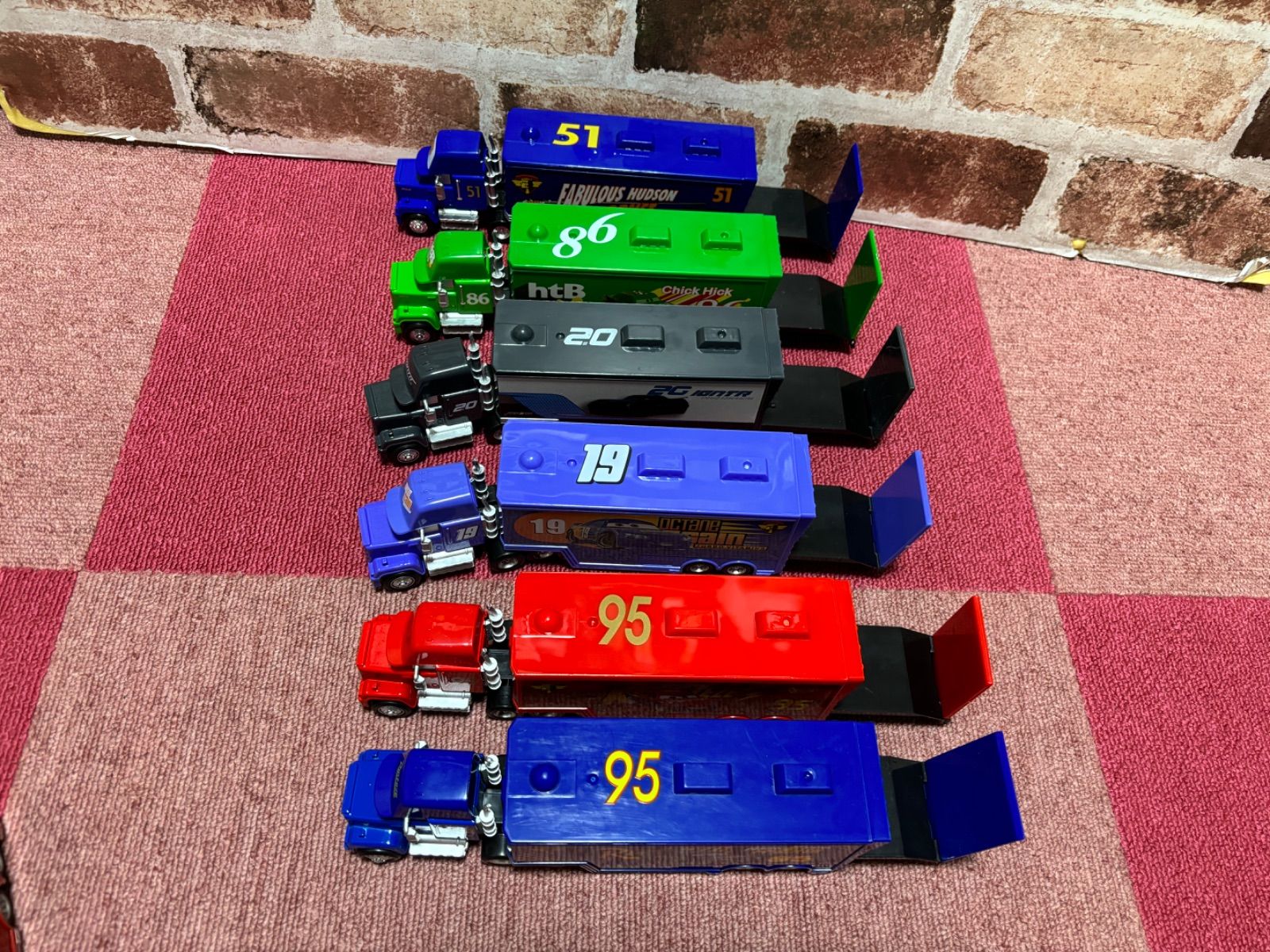 新品未使用 限定出品 カーズ マックトラック トレーラー 11台