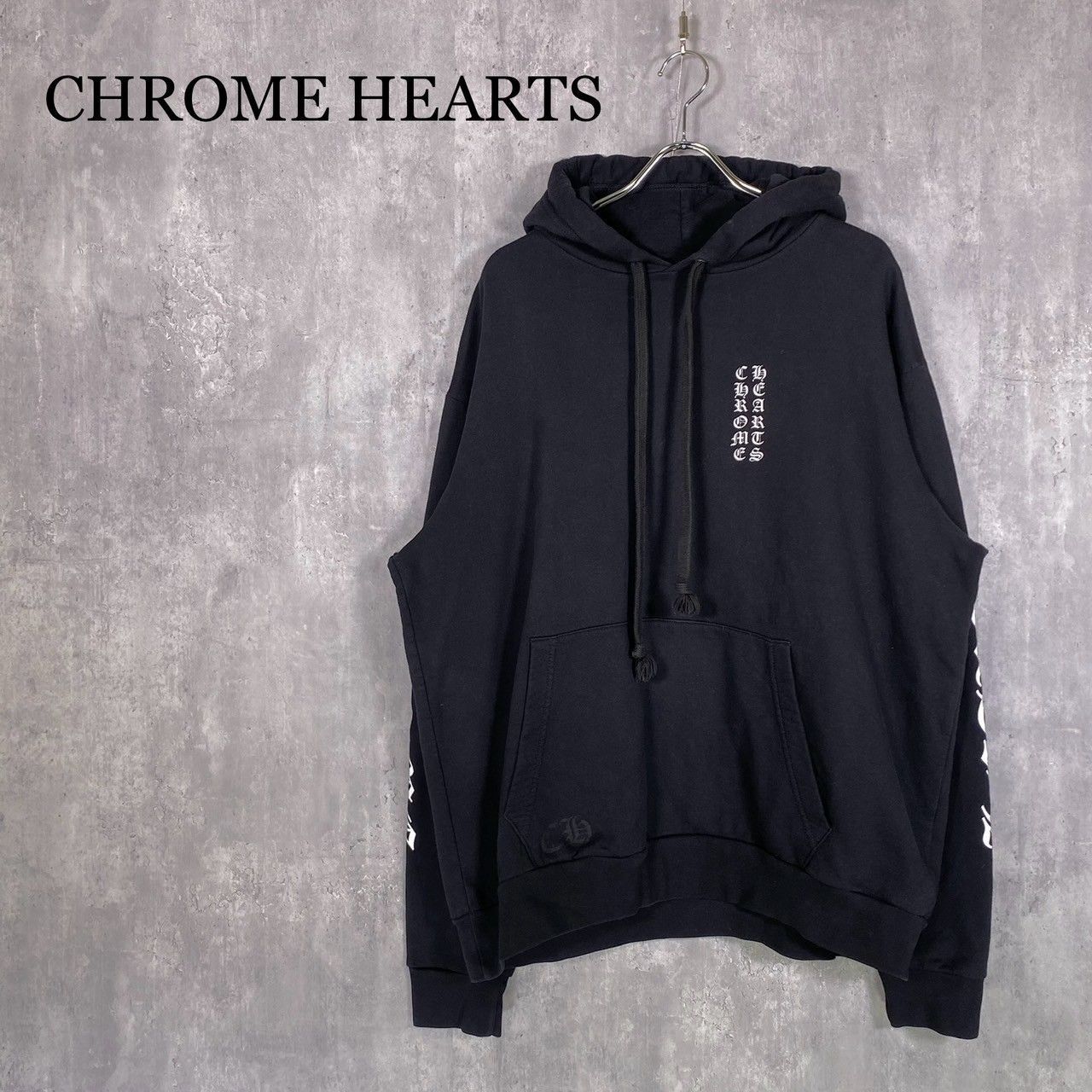 希少！chromehearts クロムハーツ 長袖 男女兼用 パーカー クロムハーツ』 (L) ワンポイントロゴ 長袖パーカー - メルカリ