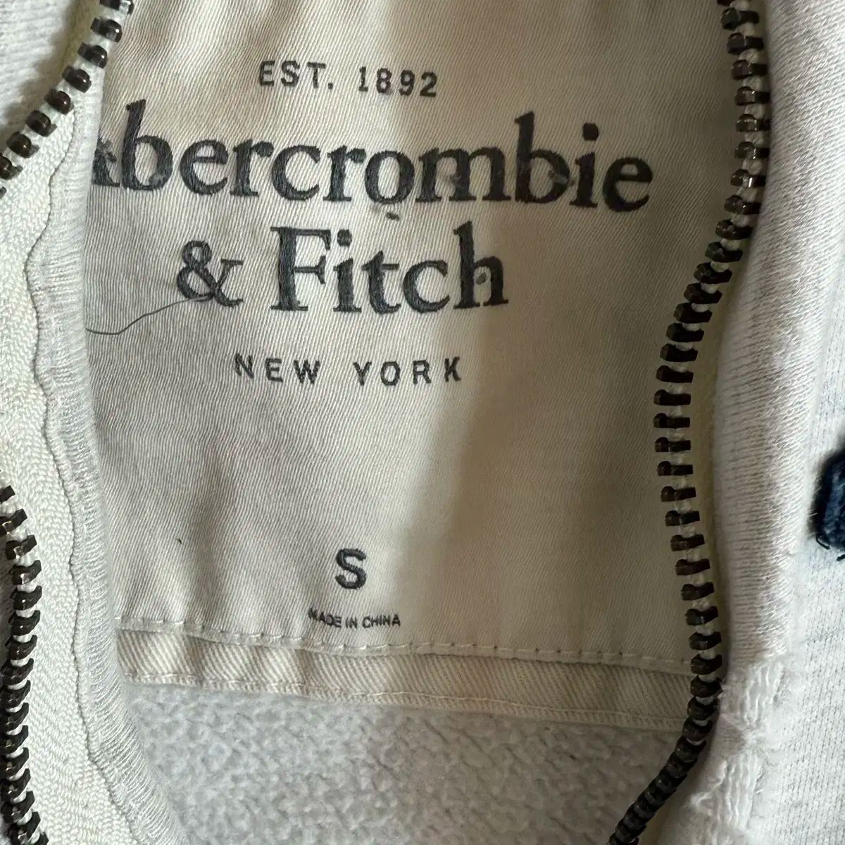 Abercrombie(アバクロンビー) 1892 ジップアップパーカー フード