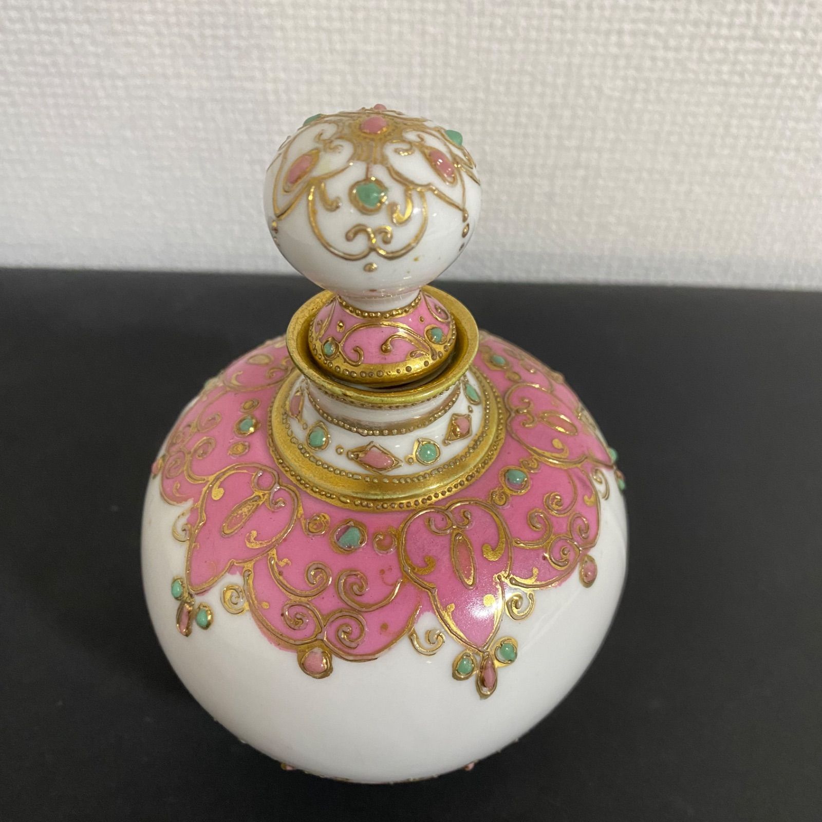 オールドノリタケ　エナメルジュエル　香水瓶　パジェント　一輪挿し　ピンク オールドノリタケ エナメルジュエル 香水瓶 パジェント 一輪挿し