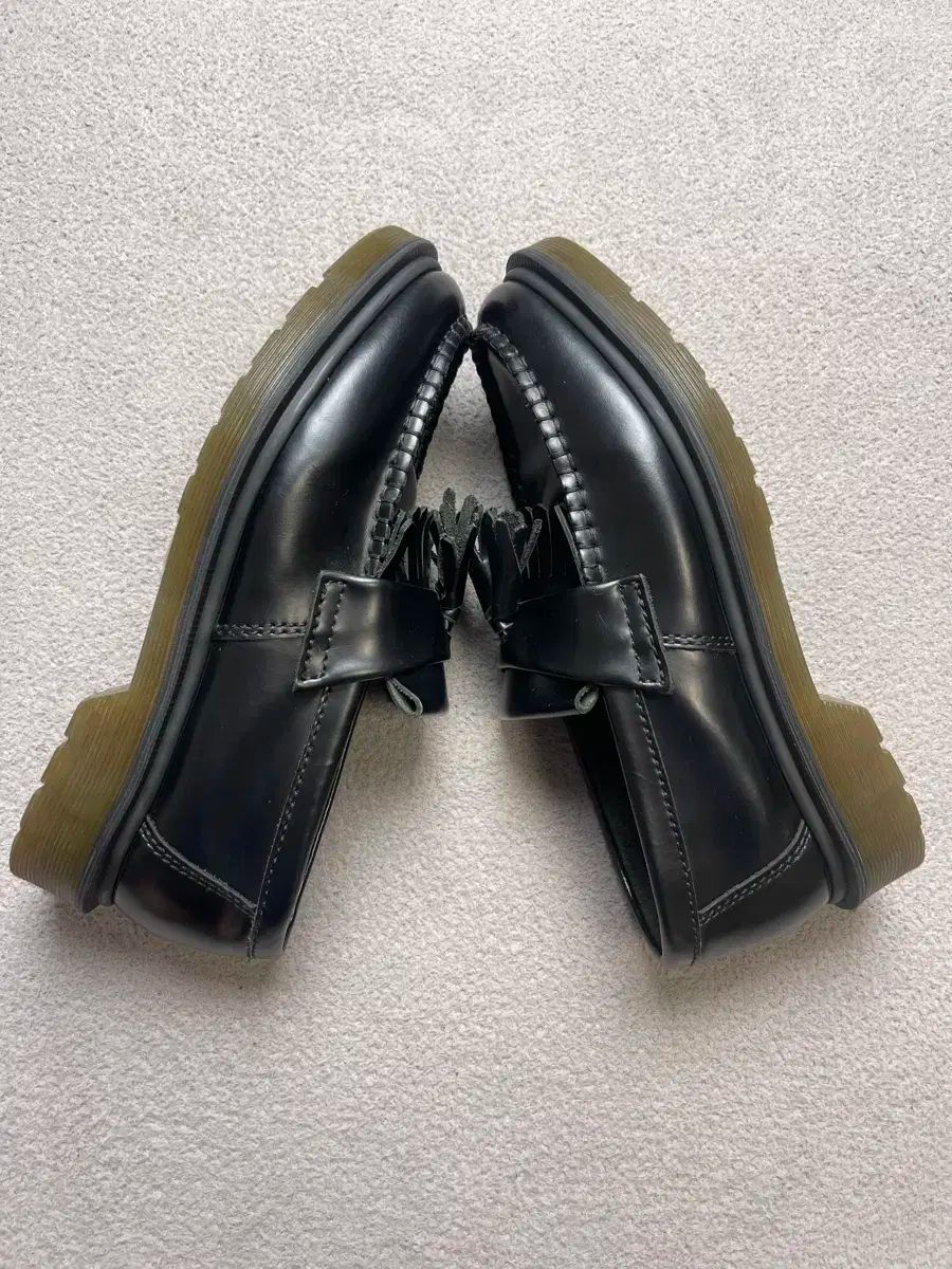 38 DR. MARTENS(ドクターマーチン) エイドリアン ローファー