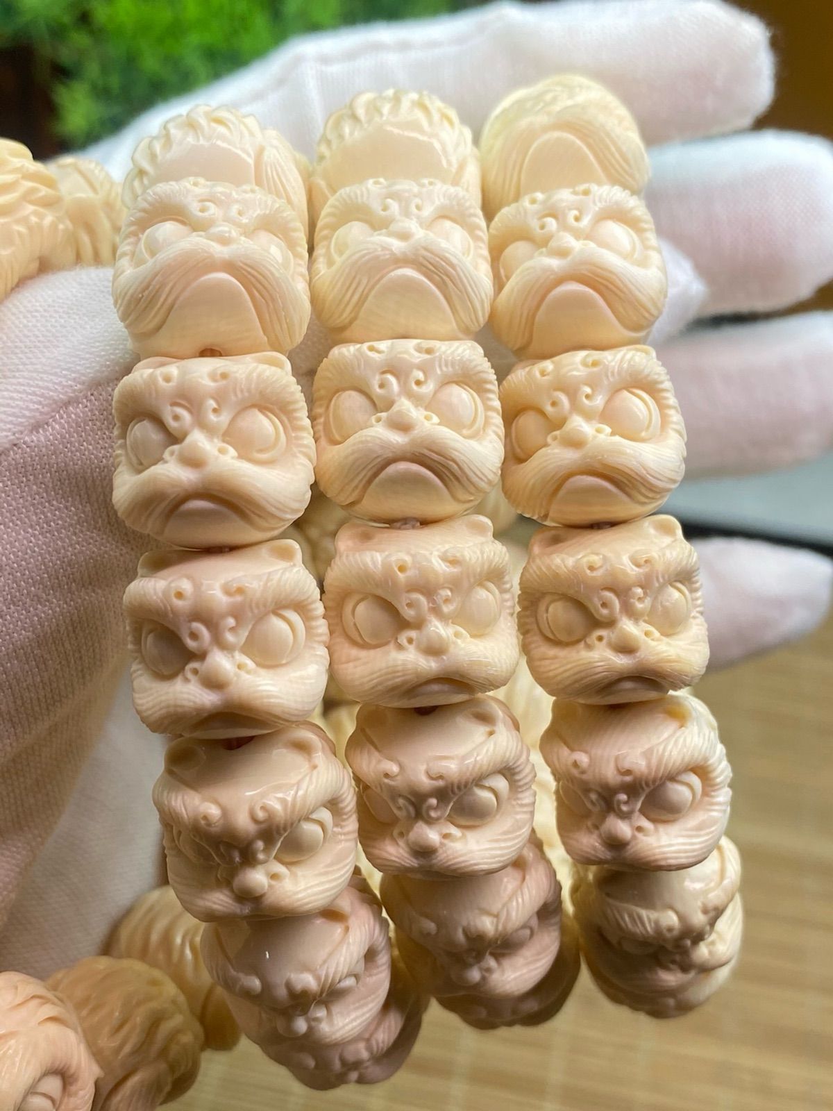 天然マンモス牙美しい手作り彫刻 目覚めるライオン ブレスレット