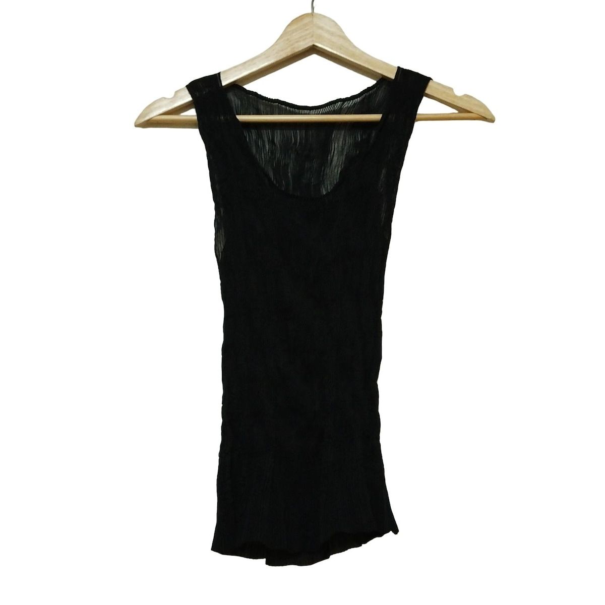 ISSEYMIYAKE イッセイミヤケ タンクトップ サイズ2 M レディース - 黒 プリーツ シースルー