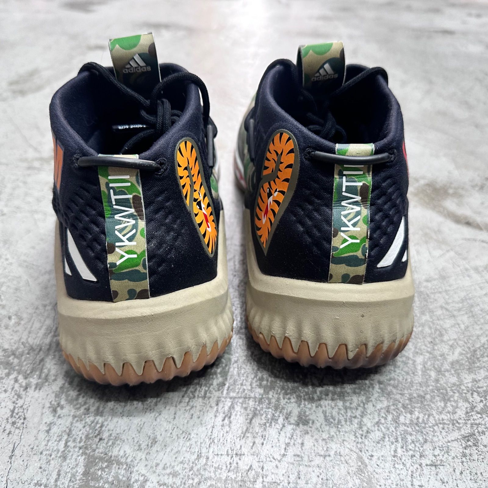 A BATHING APE × ADIDAS DAME 4 