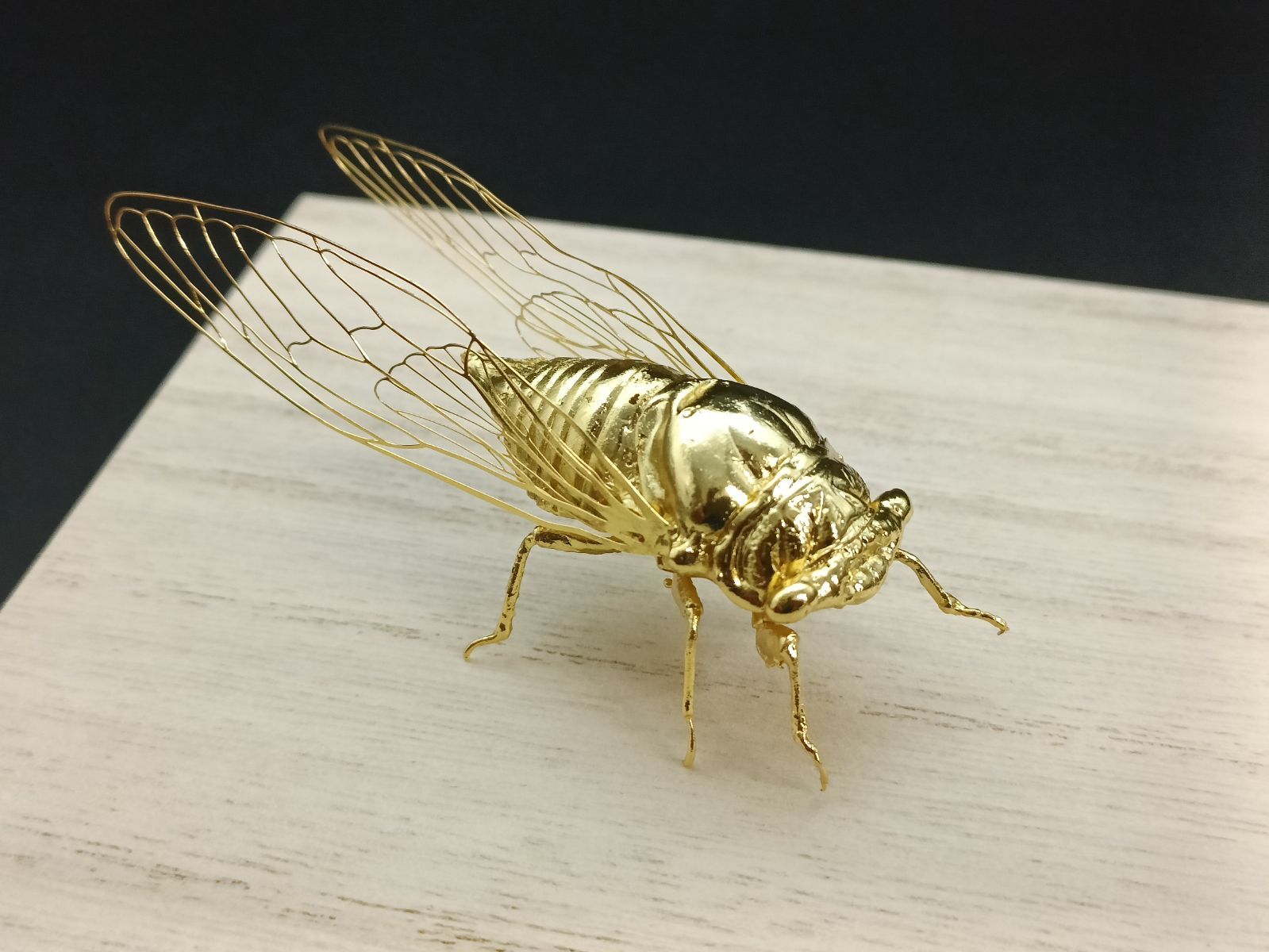 銅器　蝉　薄翼　金工品　細工　インテリア置物　セミ　約25G　箱付き　銅製置物 Amazon.co.jp: 銅器 蝉 薄翼 金工品 細工 インテリア置物 セミ