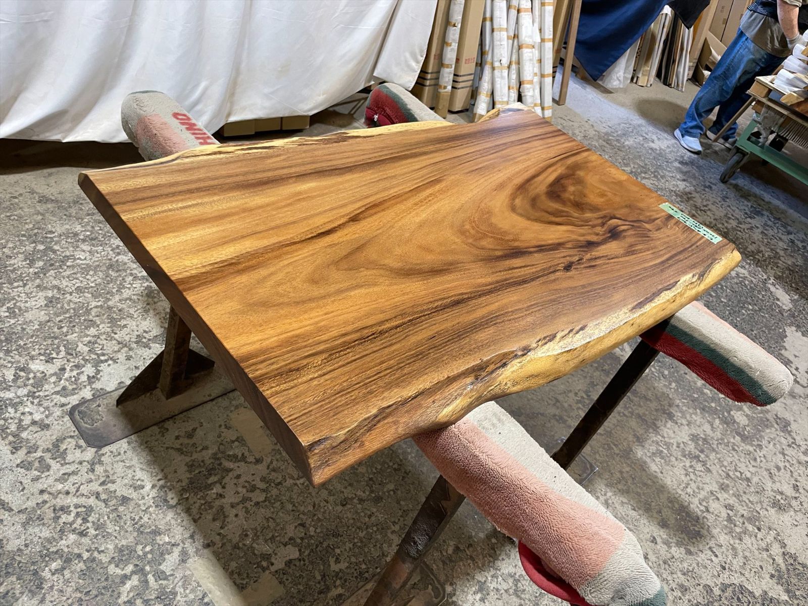 モンキーポッド9117 一枚板無垢 乾燥材 1200x690-540x40mm