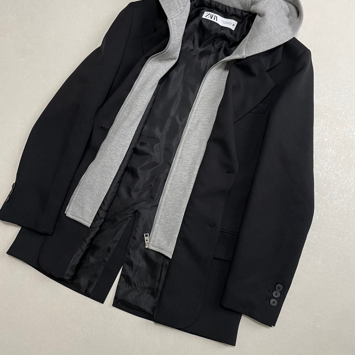 美品 ZARA ザラ 完売品 コンビブレザーフード ブラック S - メルカリ