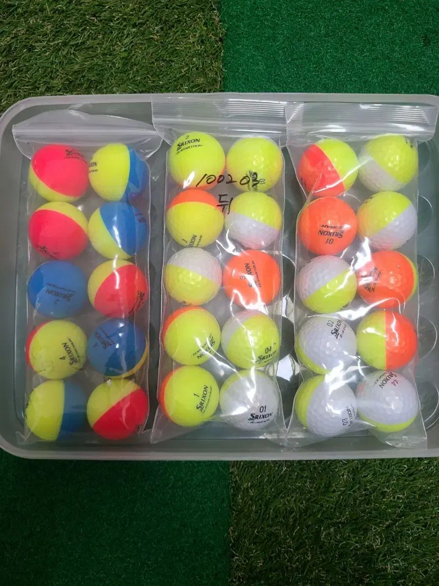 デザイン・サイズが豊富。 無料配送 SRIXON スリクソン ゴルフ2色ボール ディバイドボール ロストボール 30 区 100203