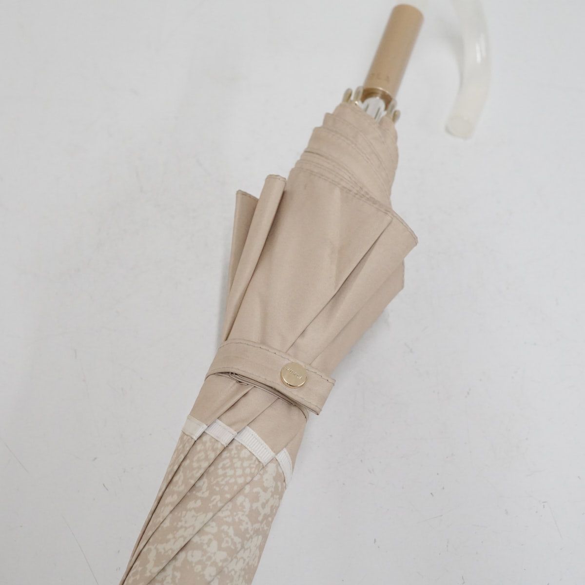 晴雨兼用日傘 FURLA フルラ USED品 ブランド ロゴ ヘビ柄 ベージュ