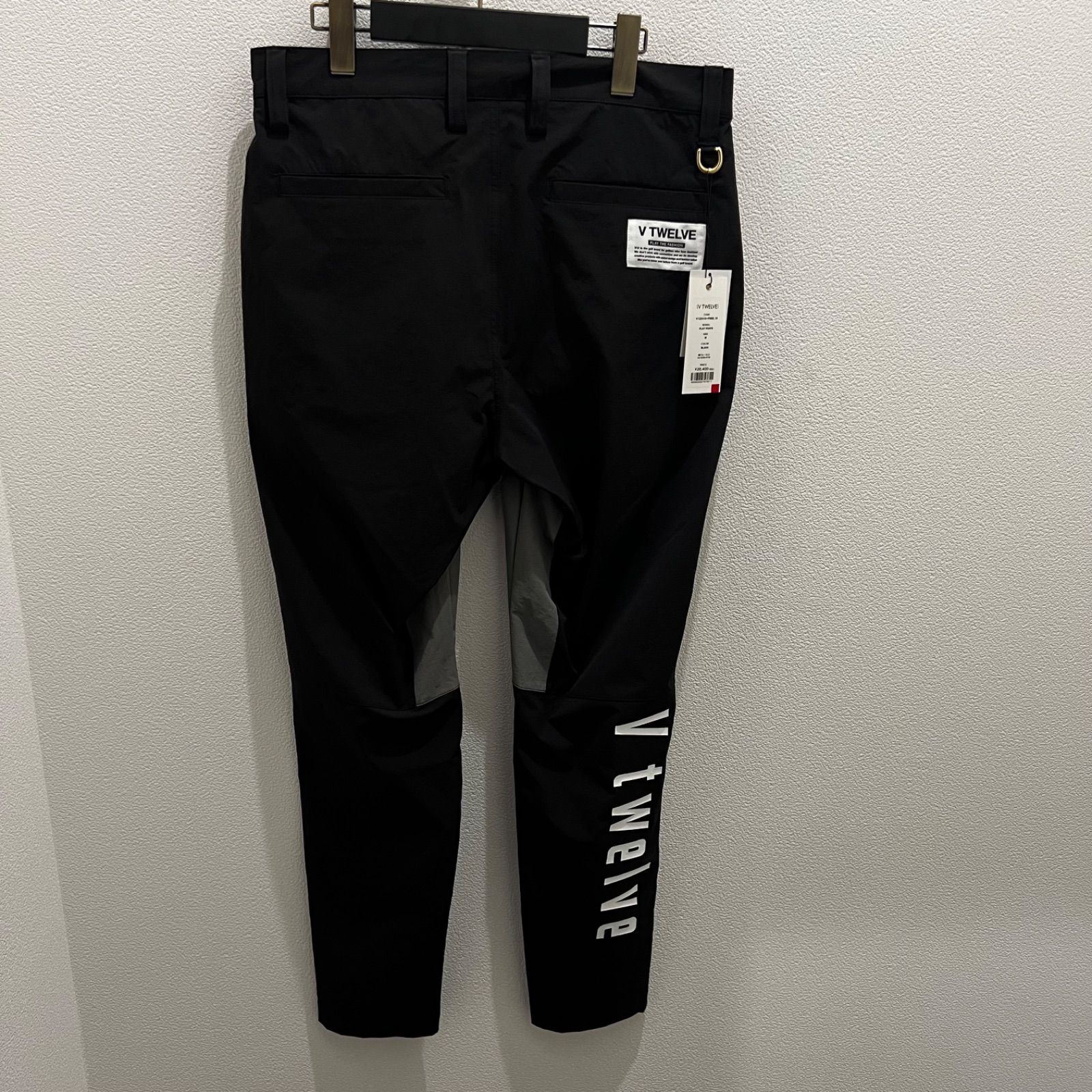 30 OFF V12 V-12 ゴルフ パンツ V122410-PN05 プレイパンツ PLAY PANTS ゴルフウェア 黒 Mサイズ XXLサイズ ストレッチ 大きいサイズ 定価26 400円