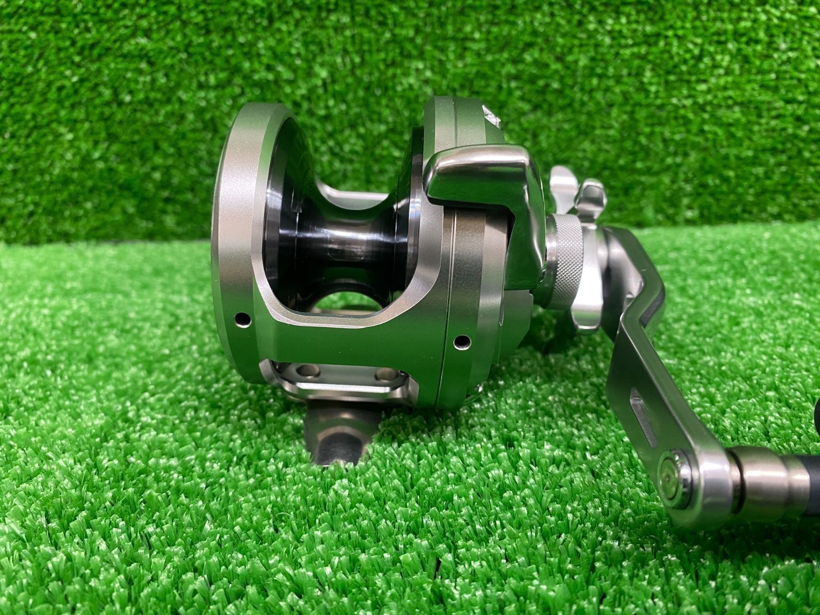  17 オシアジガー 併売 ☼ ベイトリール(ルアー用) リール