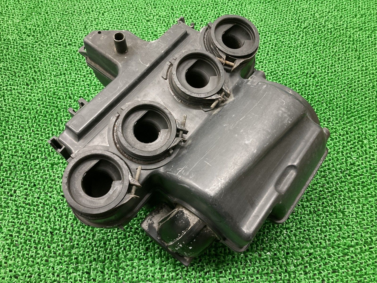 CB400FOUR エアクリーナーボックス ホンダ 純正 バイク 部品 NC36 平成