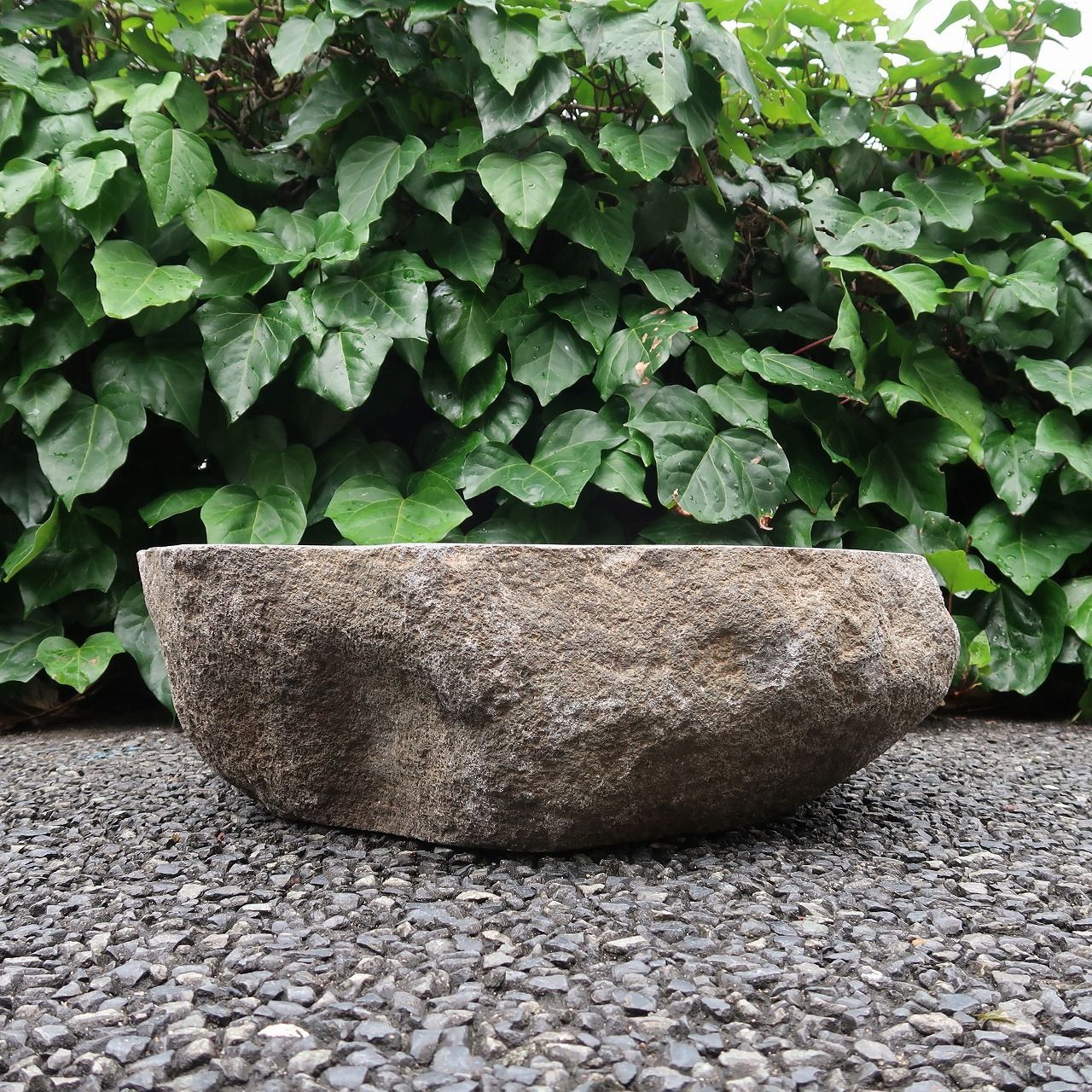 天然石をくり抜いた手水鉢 リバーストーン 43X43 Lサイズ【つくばい 