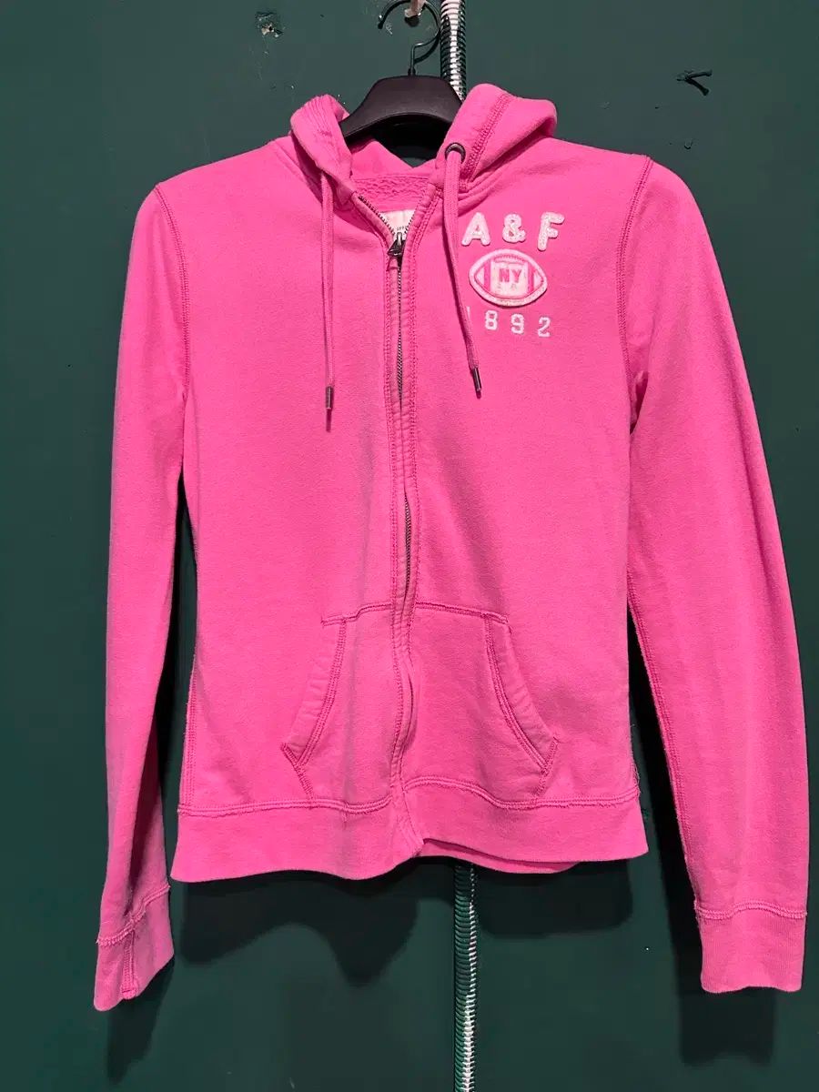 Abercrombie(アバクロンビー) ジップアップパーカー フード付き Abercrombie(アバクロンビー) ジップアップパーカー フード付き