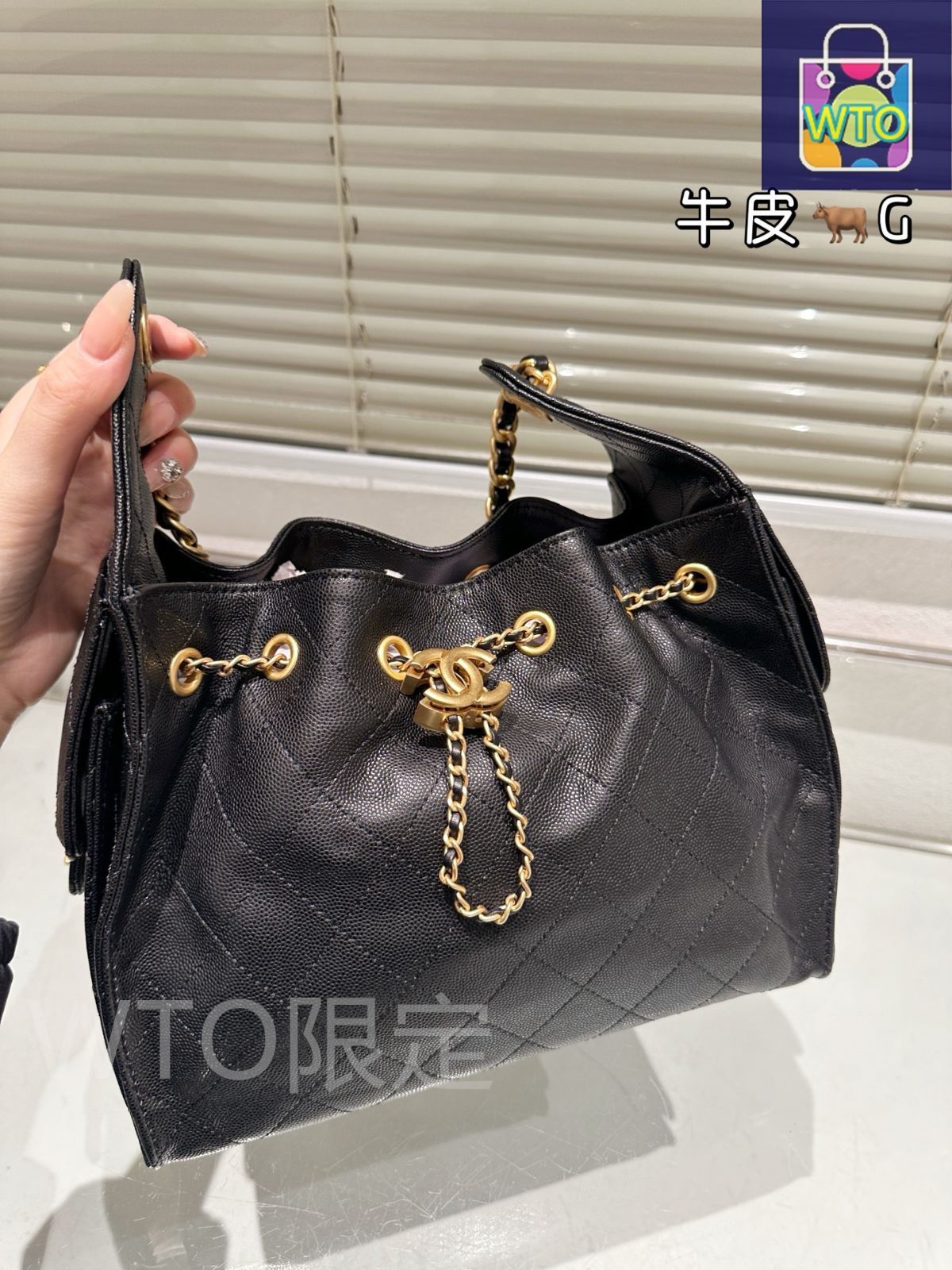 ❣️超お得❗超希少・美品❣️ CHANEL ペットボトルホルダー ショルダー型 激レアCHANEL ショルダーバッグ 水筒ケース ペットボトル