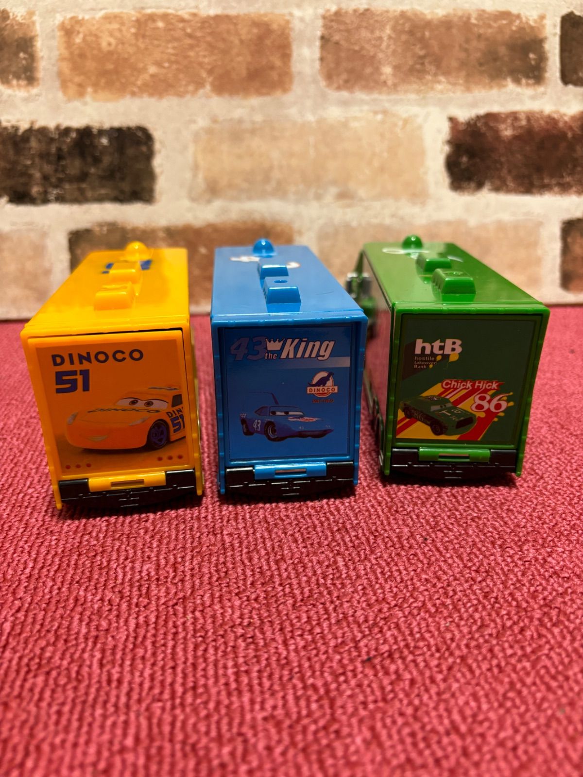新品未使用 カーズ マックトラック トレーラー キング、チック