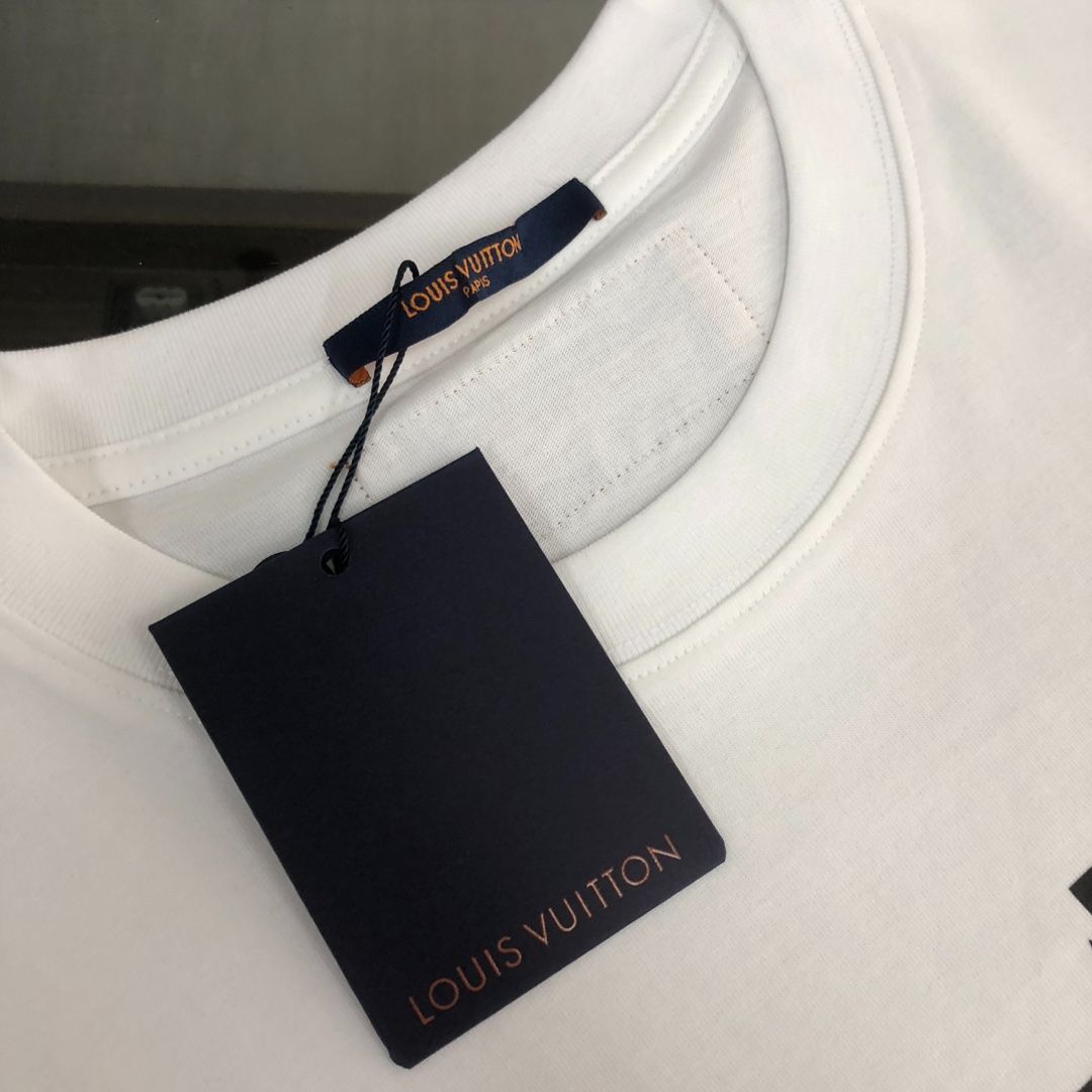 本日限定特価】Louis Vuitton 春夏 龍デザインTシャツ [本日特価