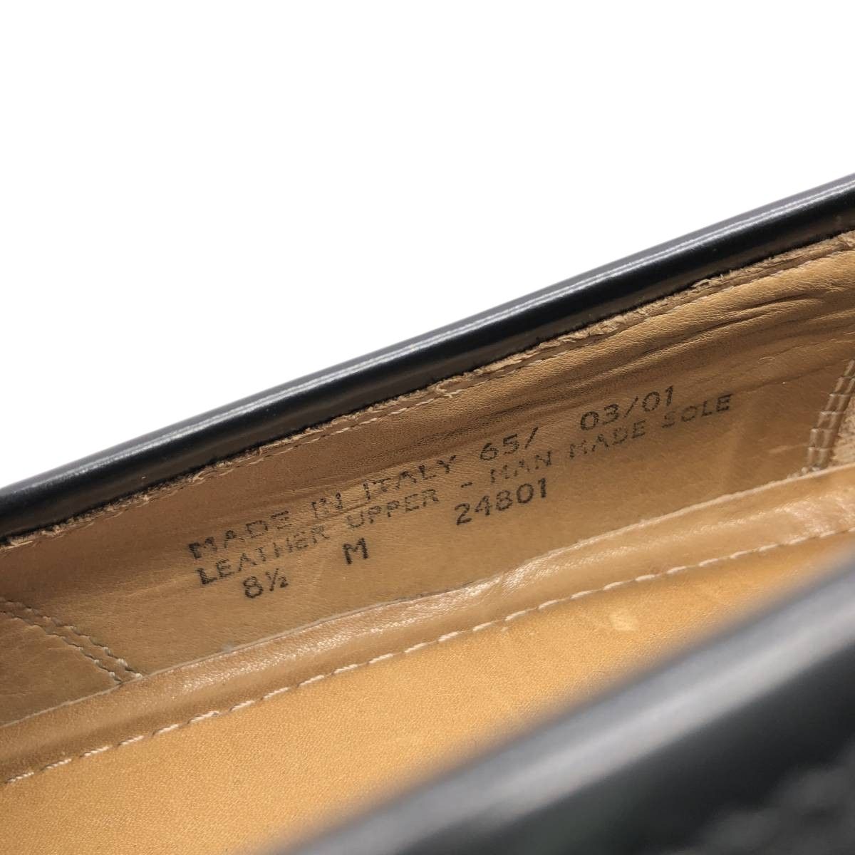 タッセルローファー