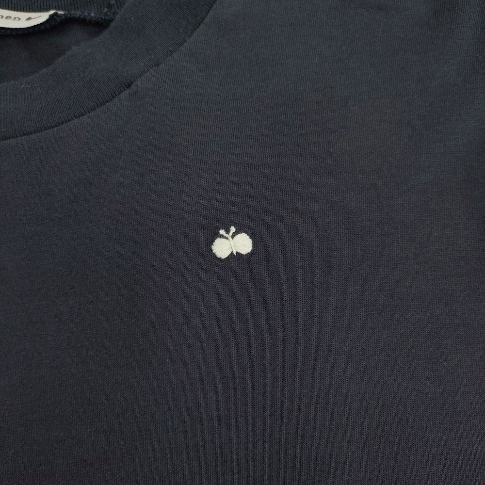 mina perhonen za8610 lisse サイズ38 コットン ワンポイント刺繍 長袖Ｔシャツ カットソー ネイビー ミナペルホネン 5-0509M 261302 mina perhonen za8610 lisse サイズ38 コットン ワンポイント