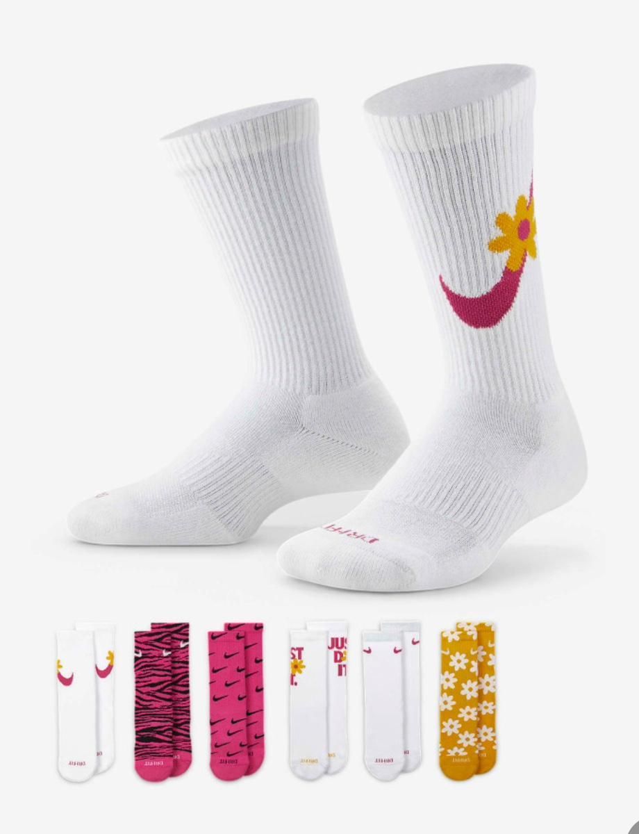 【雷市場（ポンジャン）商品韓国直送】(本物) (未開封) (限定版) NIKE(ナイキ) チェリーソックス 6 種 限り セット