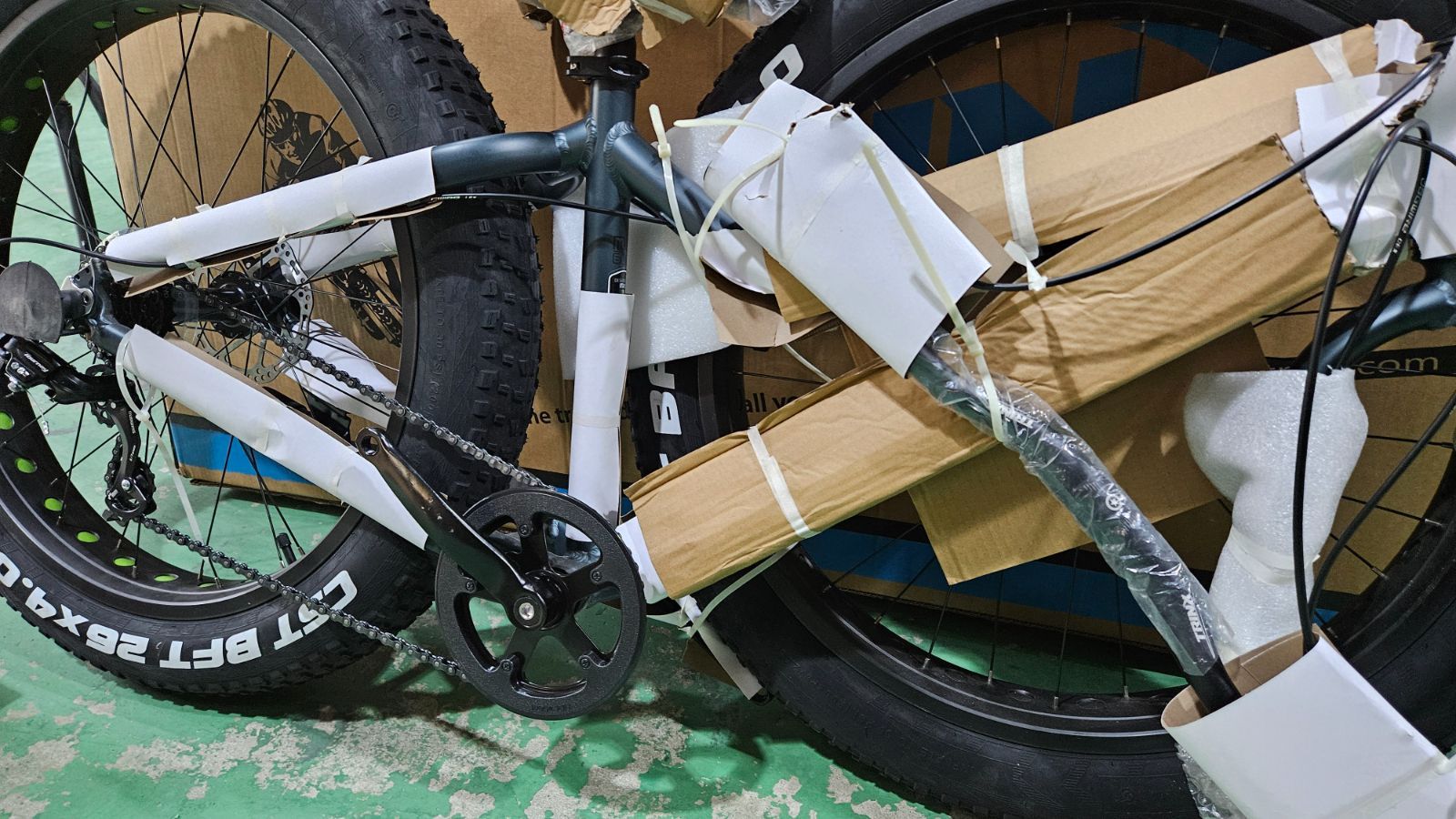 【専用出品】直接引取り限定　中古ファットバイク部品一式 + スペアタイヤ等 プジョー 2008 A9系 等 純正 スペアタイヤ 125/85/16 テンパー