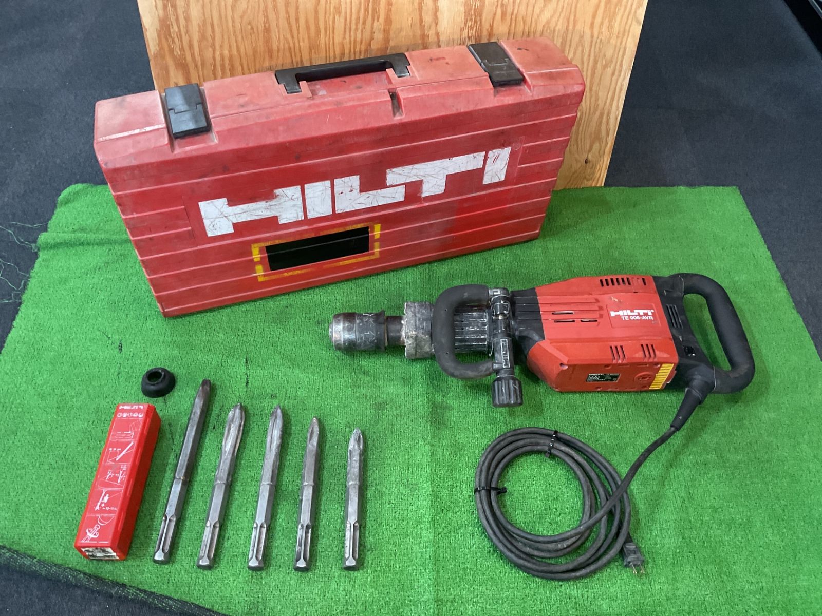 ヒルティ 電動ハンマー TE905