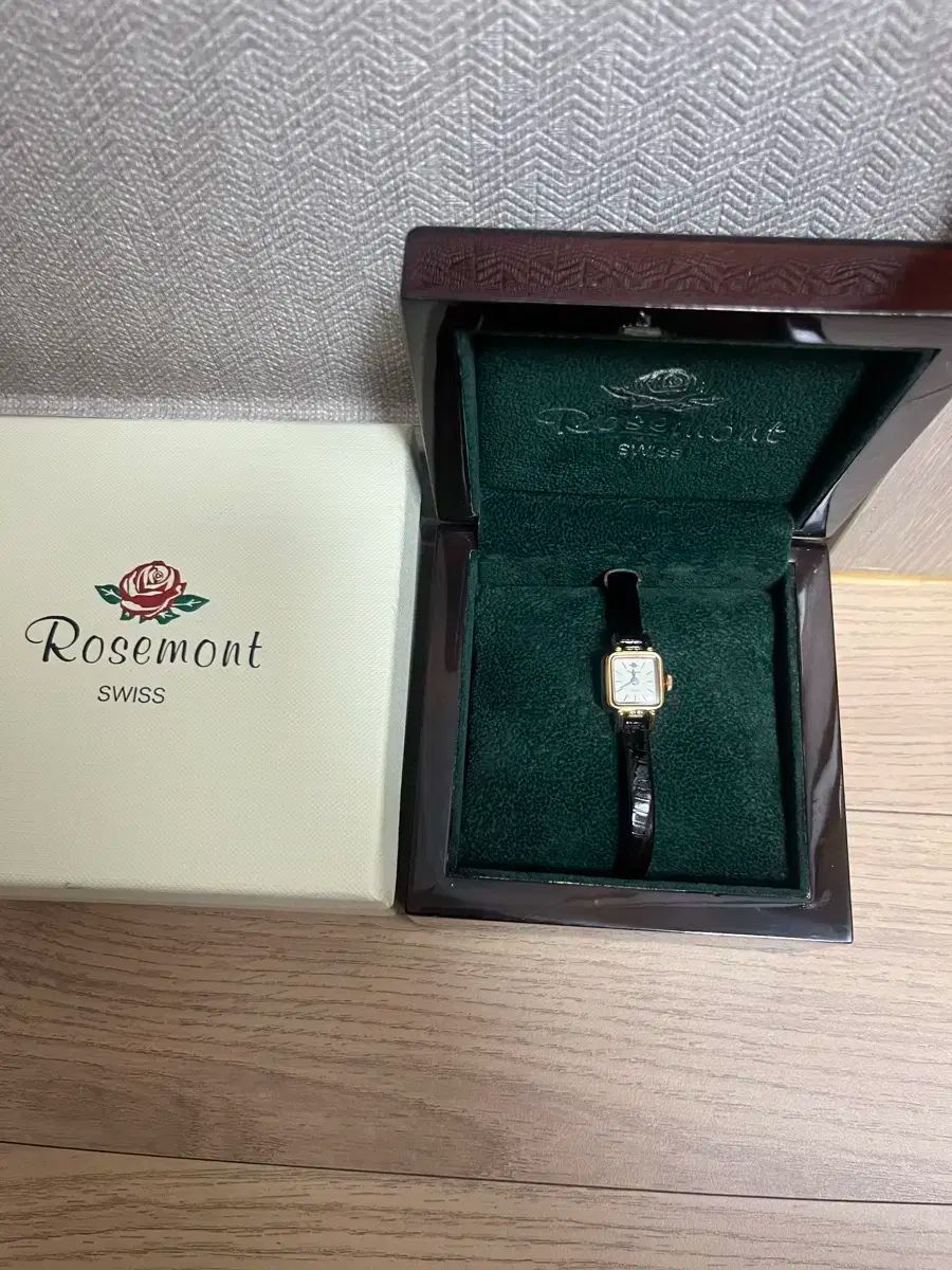 ROSEMONT ロゼモン 時計