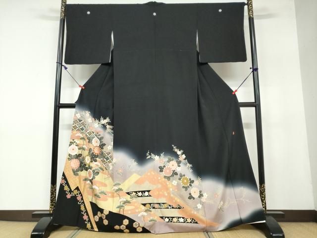 平和屋着物●豪華黒留袖 作家物 駒刺繍 吉祥草花文 暈し染め 金銀彩 正絹 DAAW5967ud