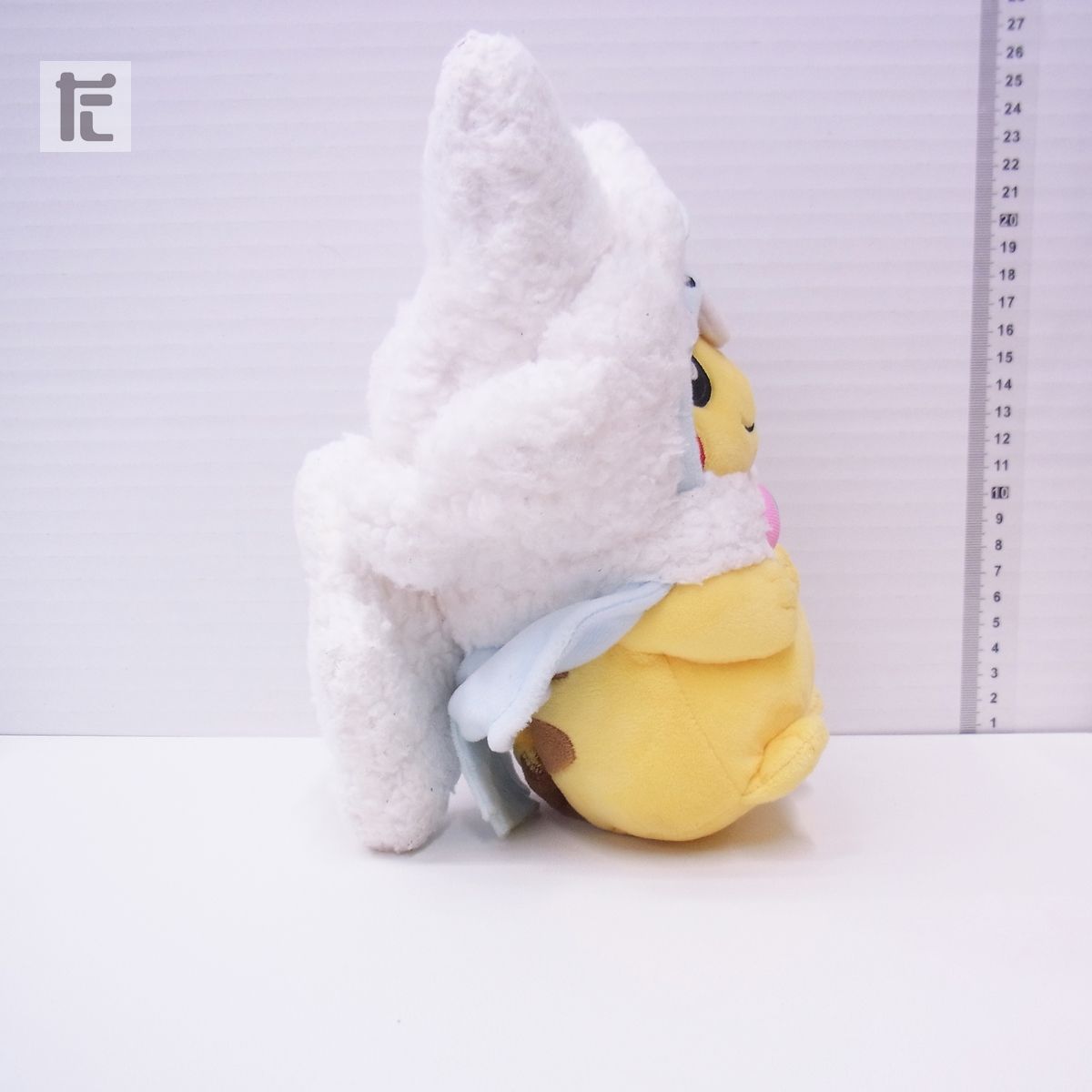 ポケモンセンター ポンチョを着たピカチュウ メガチルタリス ぬいぐるみ タグ無し ポケモンセンター ポンチョを着たピカチュウ メガチルタリス