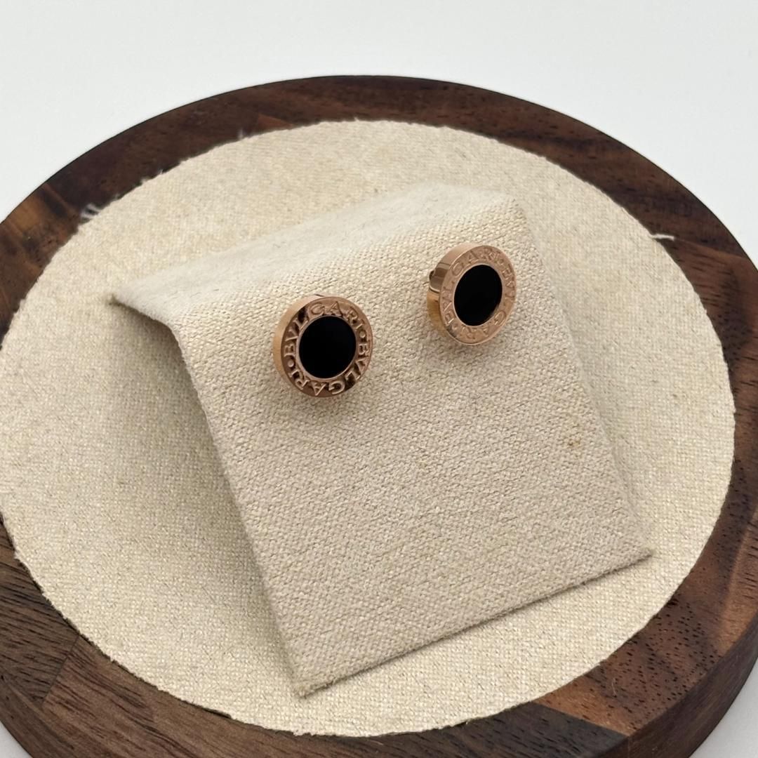 ?正規品?BVLGARI ロゴ入り