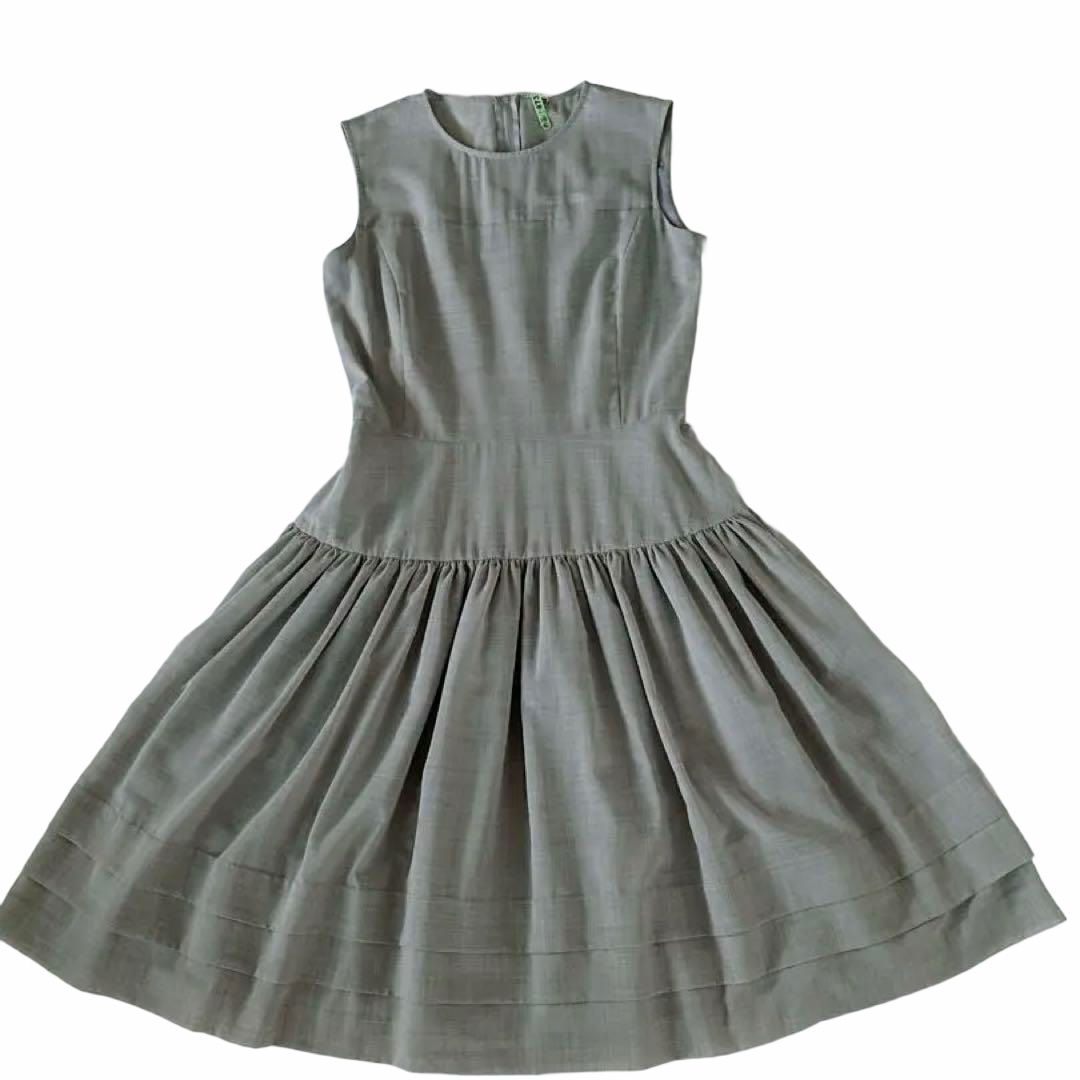 FOXEY/フォクシー 39427 裾フレアデザインノースリーブ ワンピース38