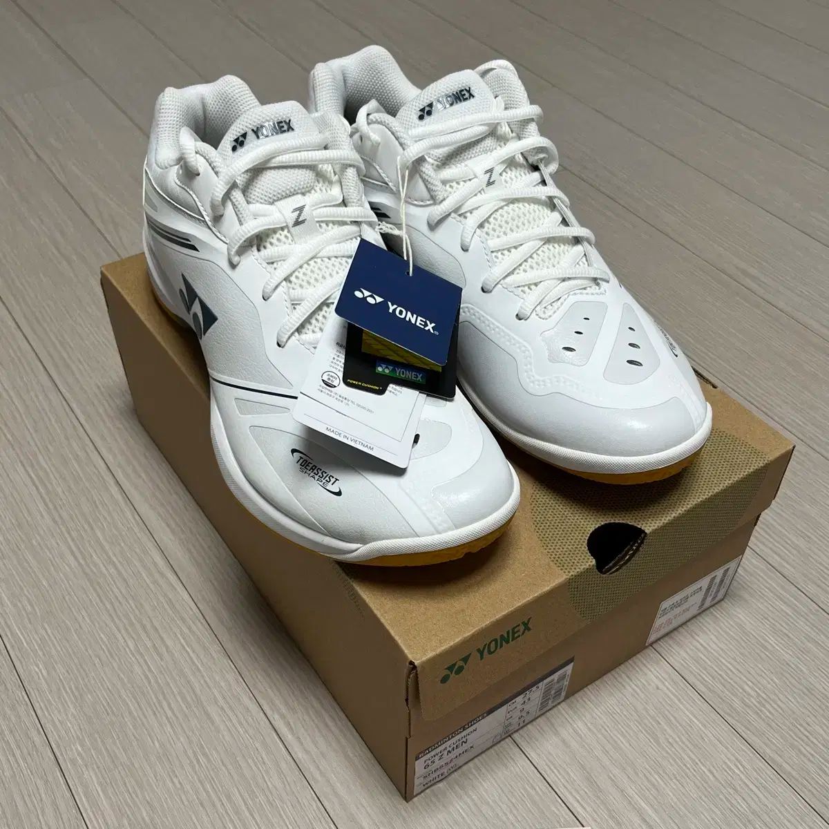 ヨネックス YONEX 65Z4 SHB ー 65Z4MEX 275 売ります 緊急 お値段の範囲内
