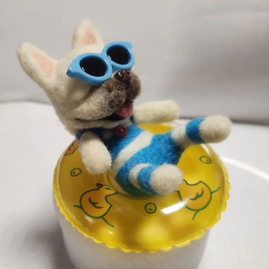 羊毛フェルト フレンチブルドッグ 羊毛フェルトブローチ＊フレンチブルドッグ 羊毛フェルト 8bears