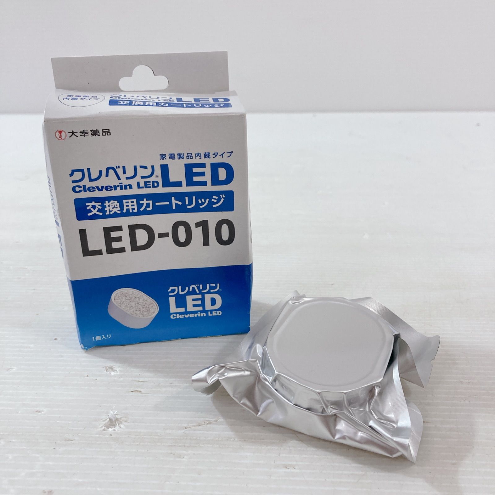【新品】未使用クレベリン　交換用カートリッジ　LED-010 30箱 新品】未使用クレベリン 交換用カートリッジ LED-010 30箱