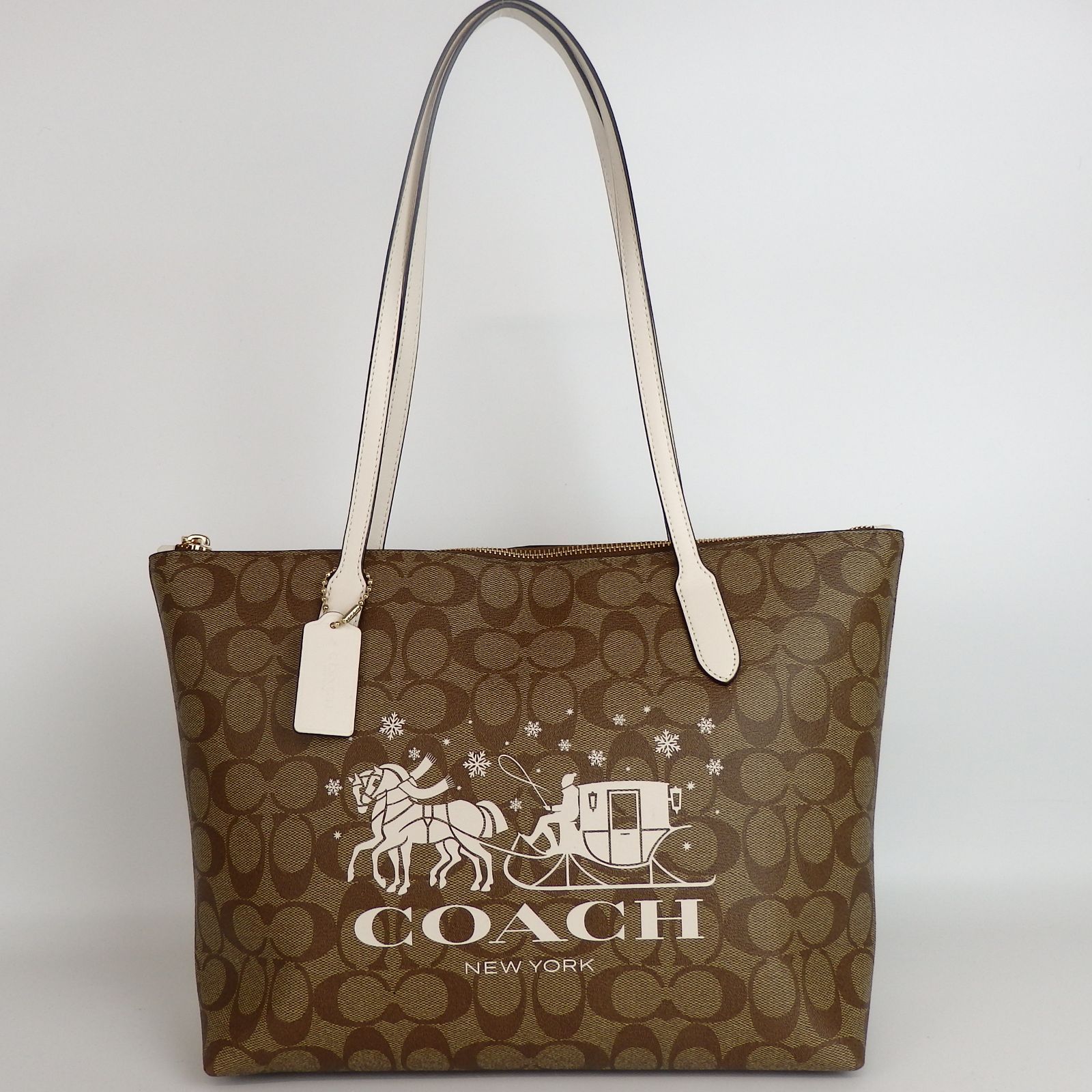 COACH ホワイトレザートートバッグ coachコーチ。ホワイトレザートートバッグ