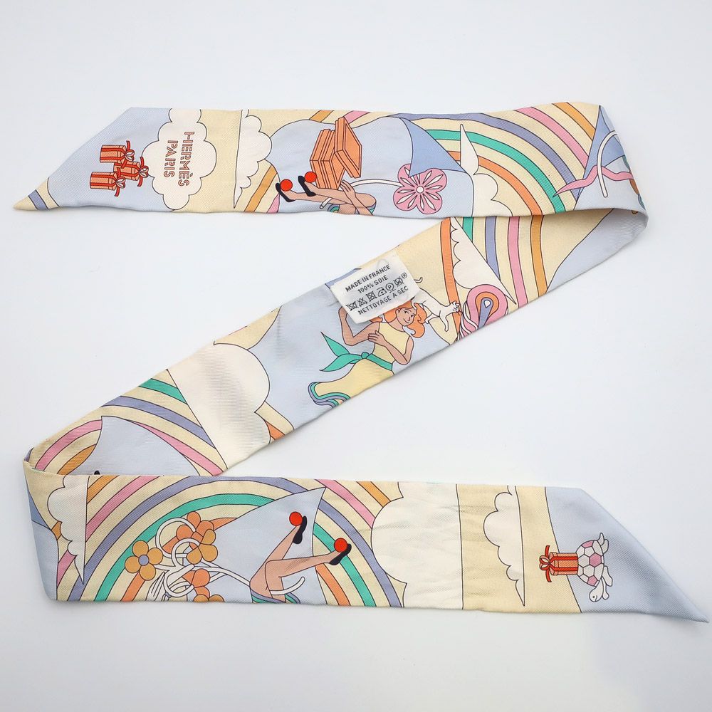 天白】HERMES エルメス ツイリー 空飛ぶカレ CARRES VOLANTS クリーム