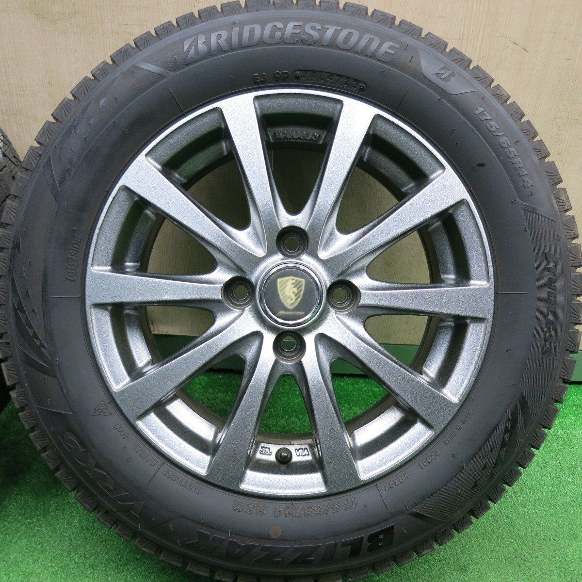 超バリ溝 23年 キレイ ほぼ10分 スタッドレス 175 65R14 ブリヂストン ブリザック VRX3 MANARAY SPORT マナレイ 14インチ PCD100 4H 4123009HAス
