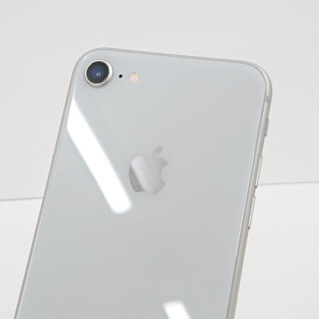 iPhone8 64GB docomo シルバー 送料無料 本体 n09404 - メルカリ