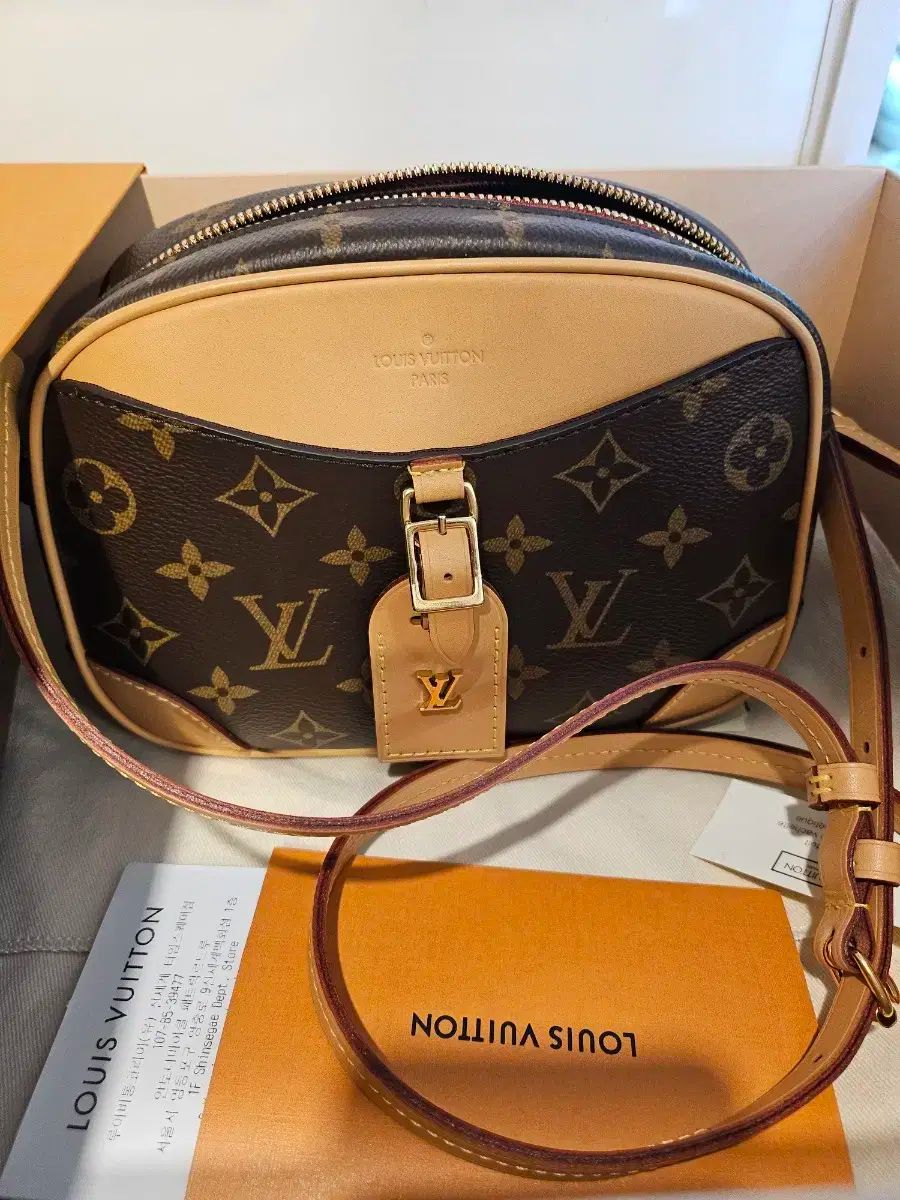 Louis Vuitton ルイヴィトン ミニドビル