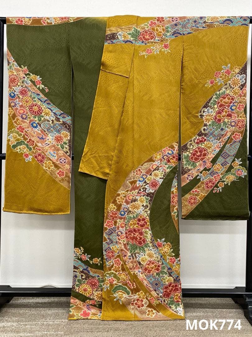 振袖 仮絵羽 未仕立て 八掛付き 正絹 未仕立て品 単品「芥子色×えび