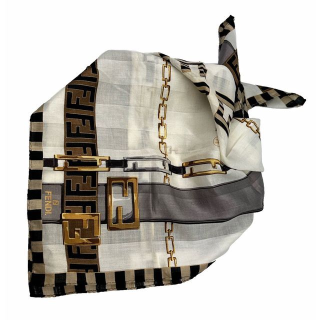 フェンディ FENDI バンダナ ハンカチ スカーフ 首飾り ズッカ 