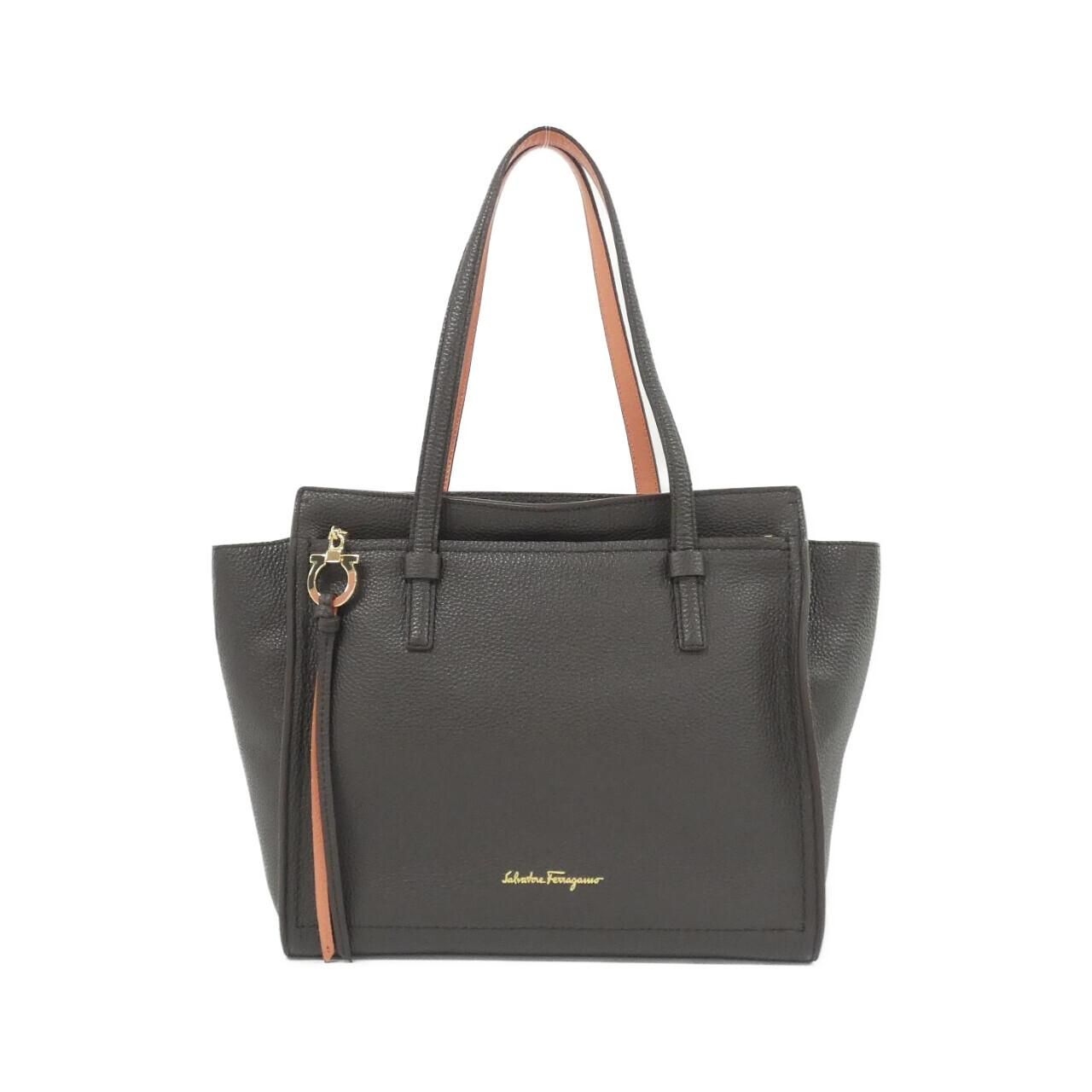 FERRAGAMO トートバッグ 21 F216【ランク:A】 サルヴァトーレフェラガモ 21 F216 バッグ - メルカリ