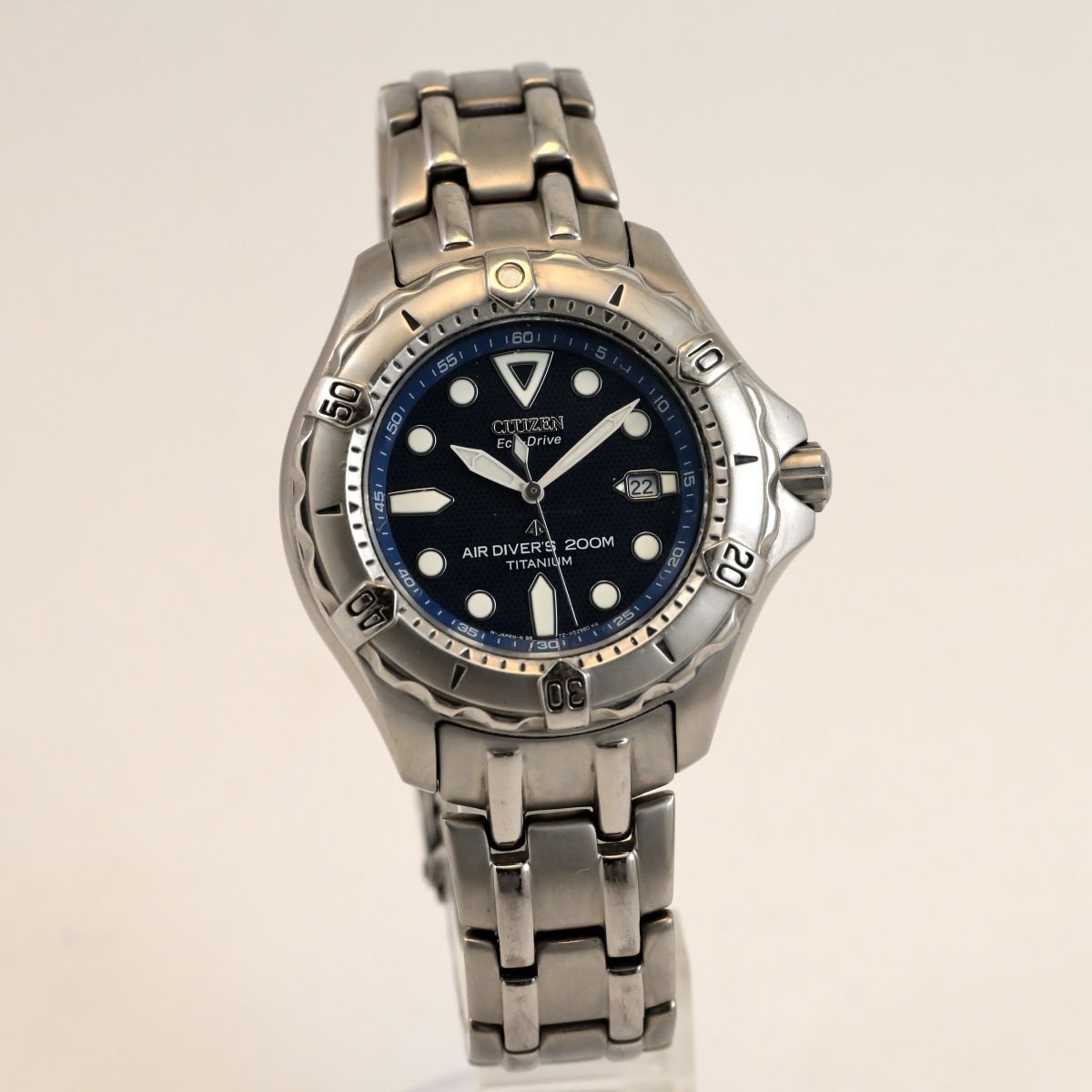 シチズン CITIZEN Eco-Drive ソーラー 男性用腕時計 AIR DIVER