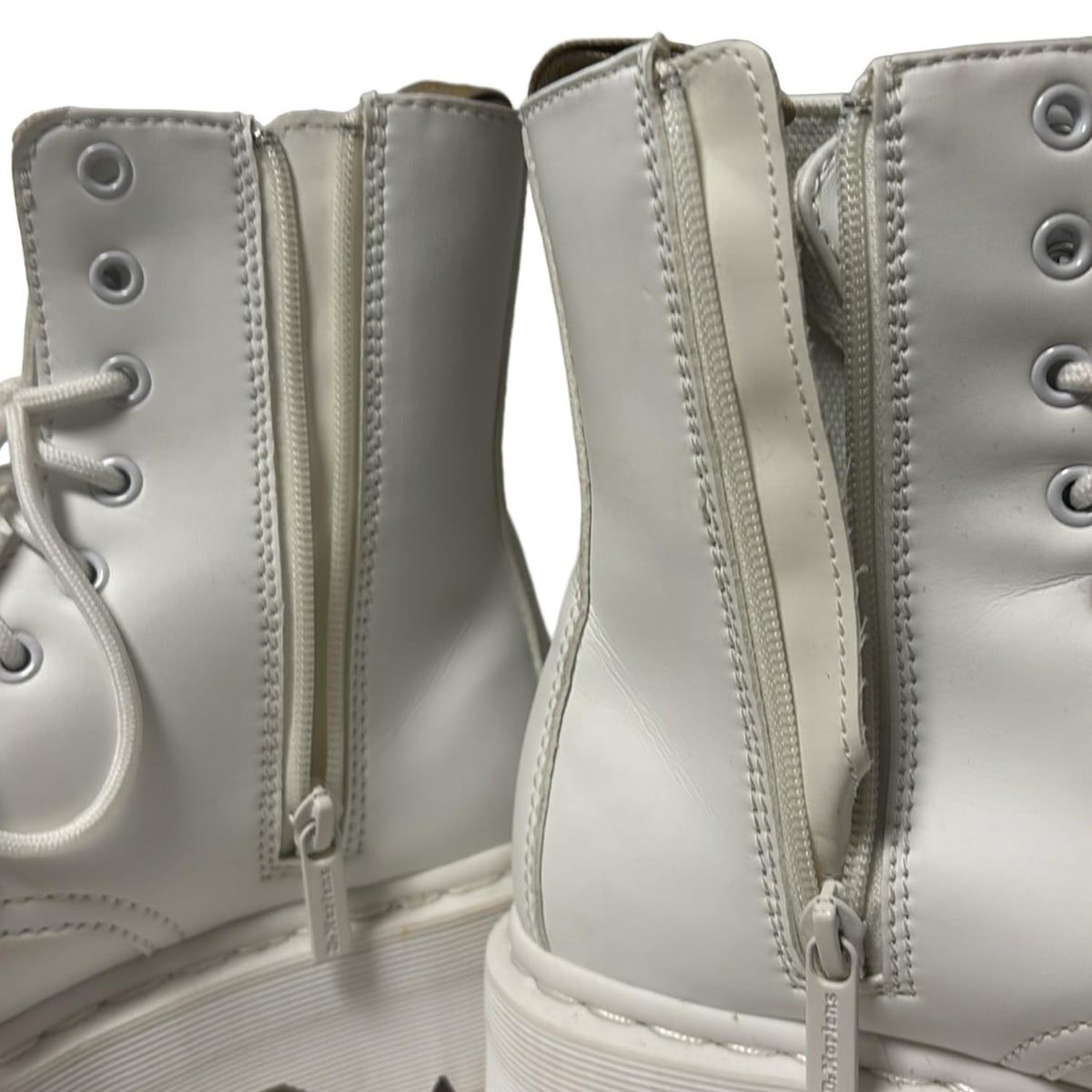  Dr.Martens ドクターマーチン ショートブーツ EU 39 レディース - 白 レースアップ レザー ブーティ ブーツ