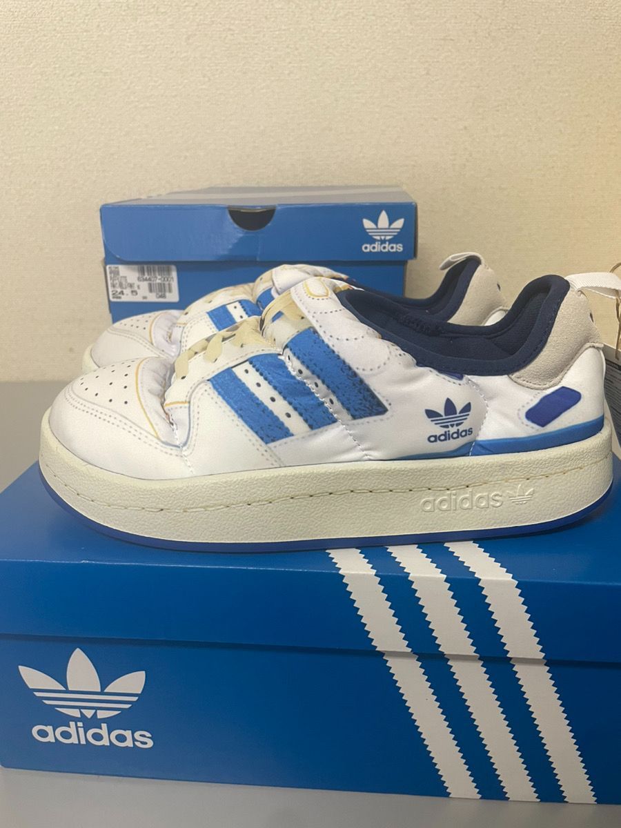 各サイズ1足のみ】アディダス adidas オリジナルス HP6698