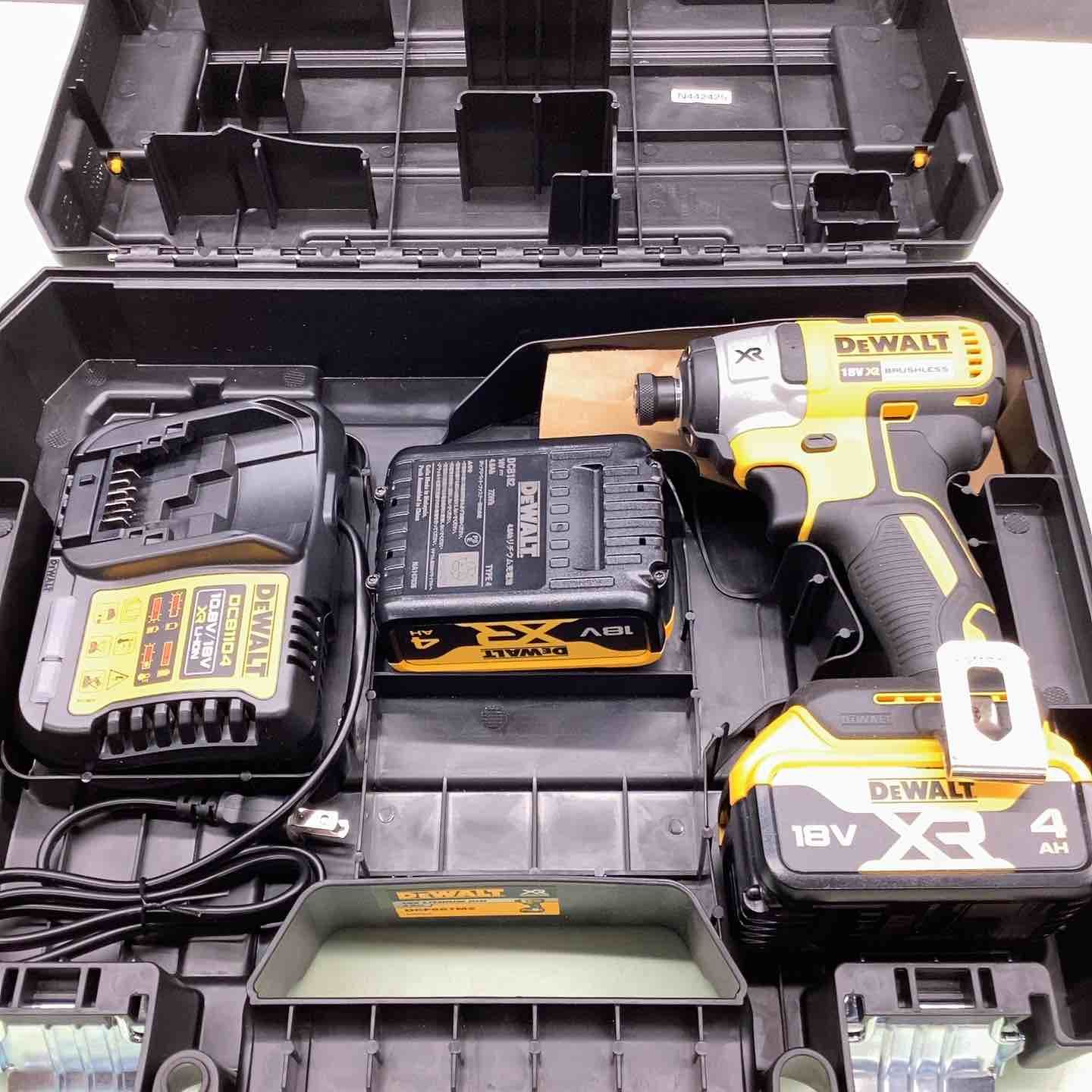 DEWALT