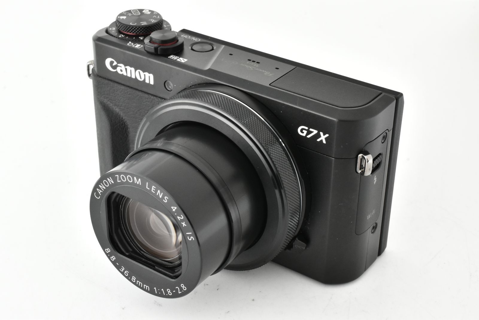 コンパクトデジタルカメラ