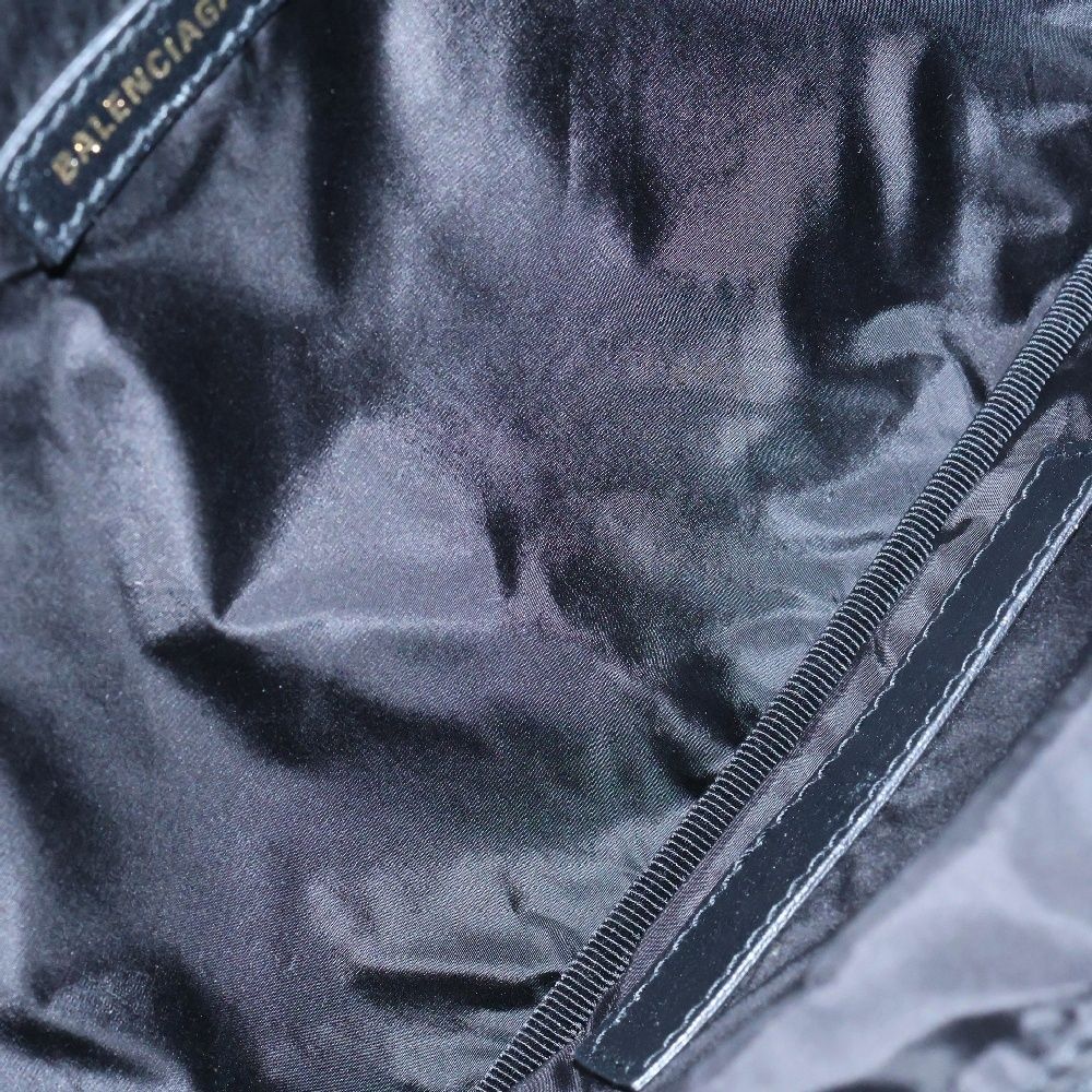 BALENCIAGA